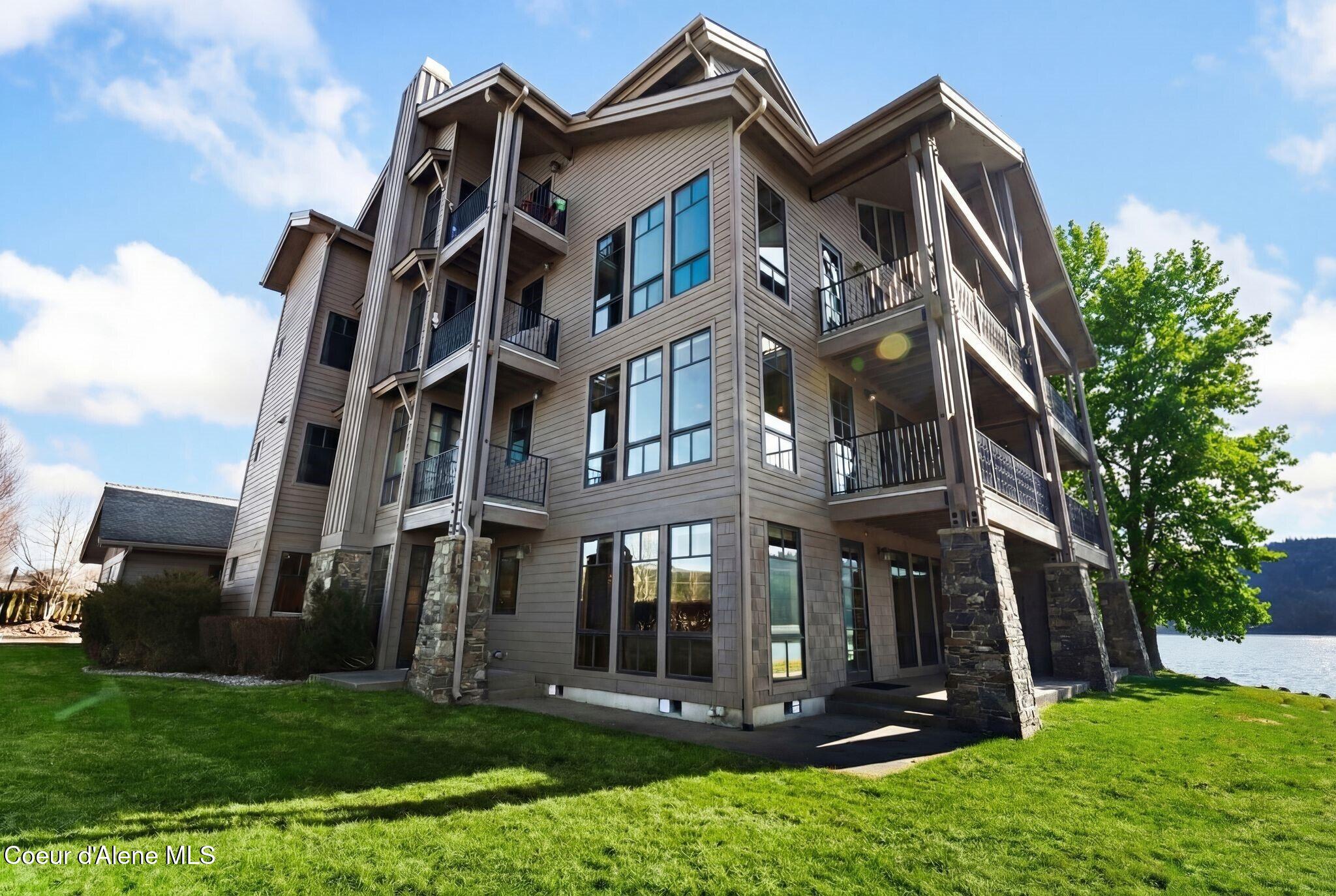 651 Dover Bay Parkway Unit: 102