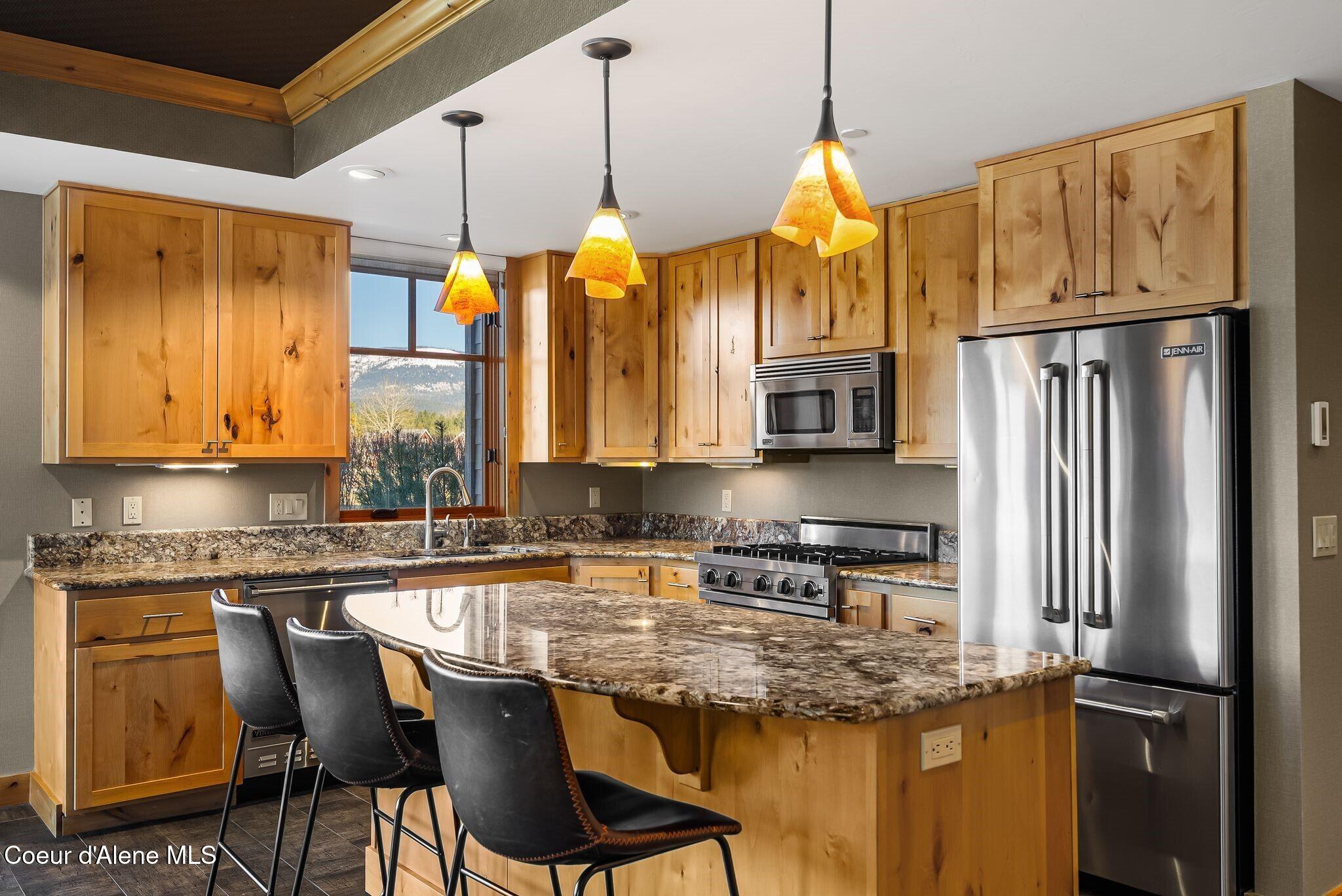 651 Dover Bay Parkway Unit: 102