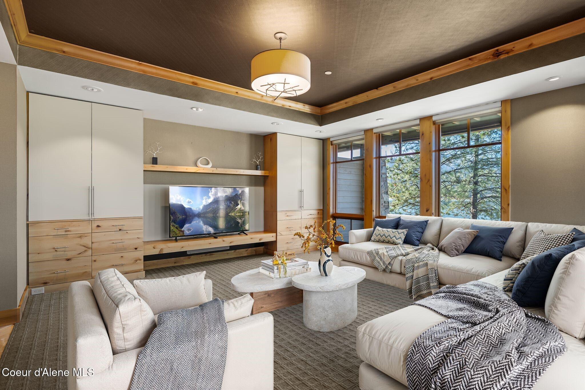 651 Dover Bay Parkway Unit: 102