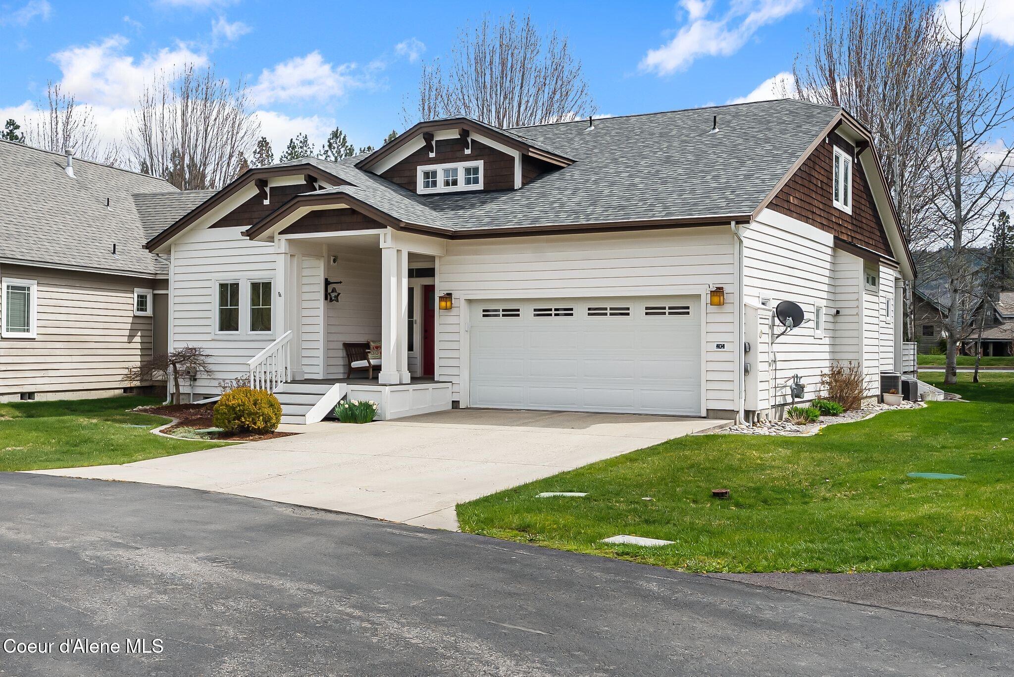 404 Lundblad PL