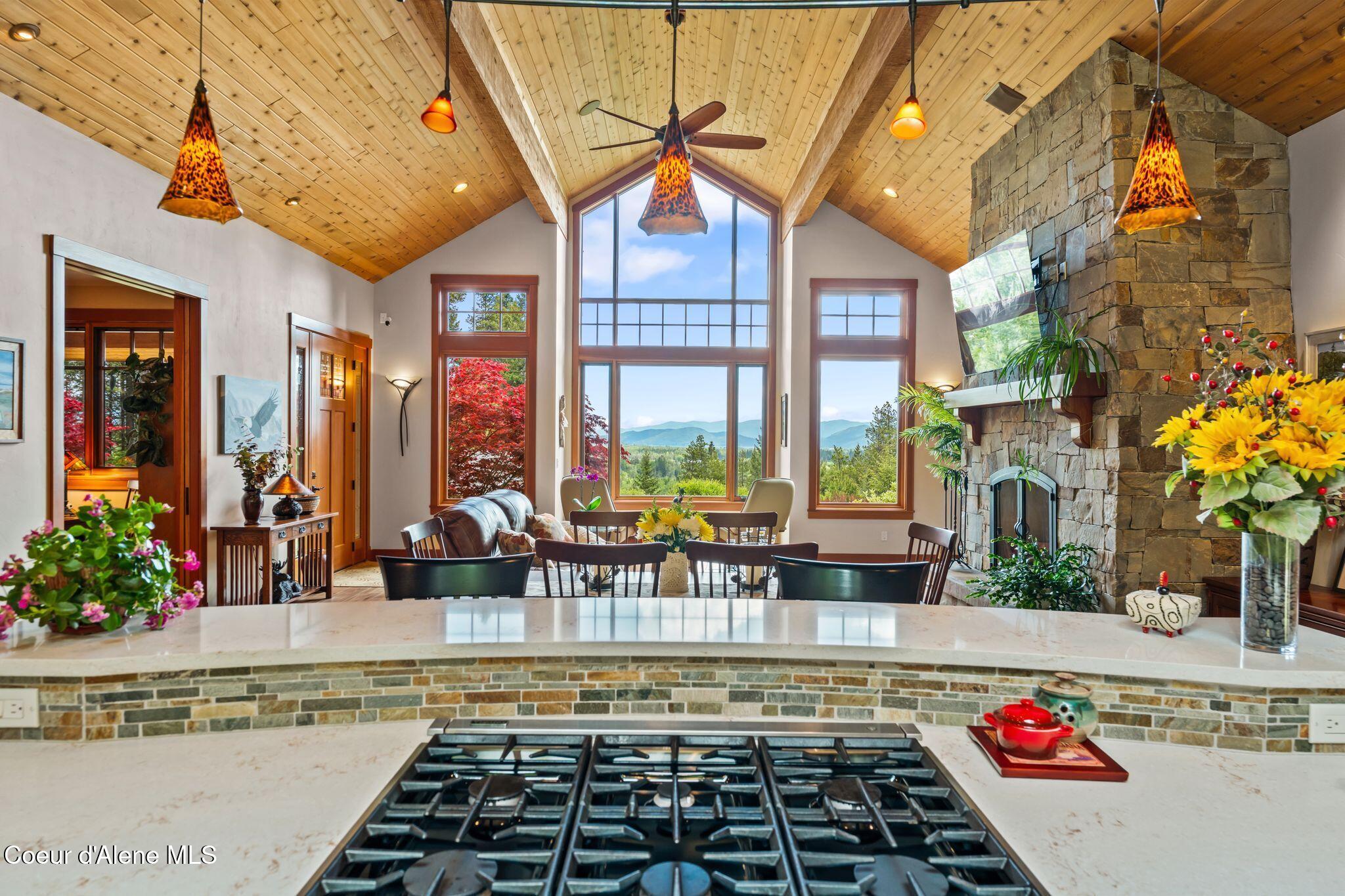 294 Rincon Dr