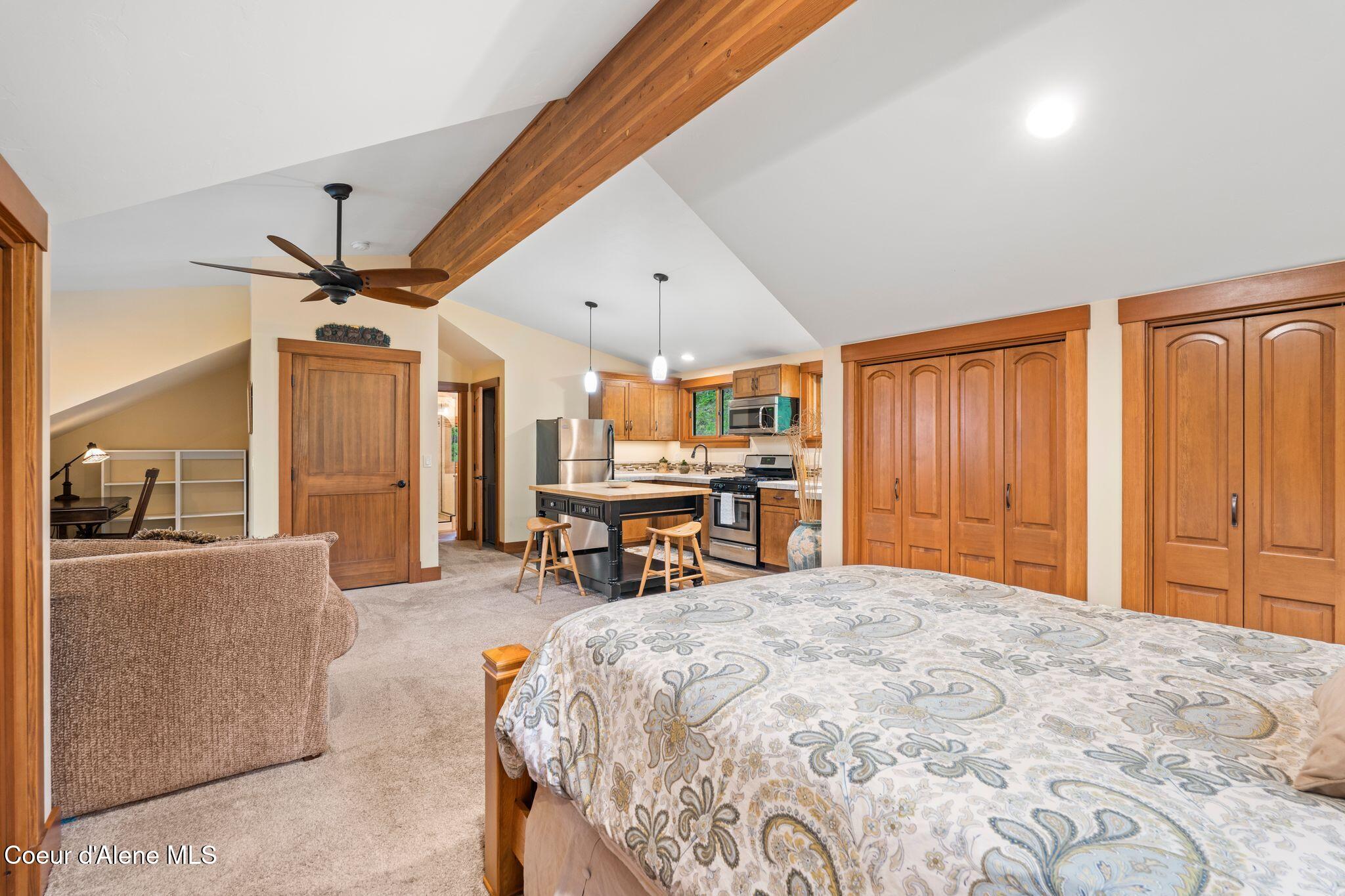 294 Rincon Dr