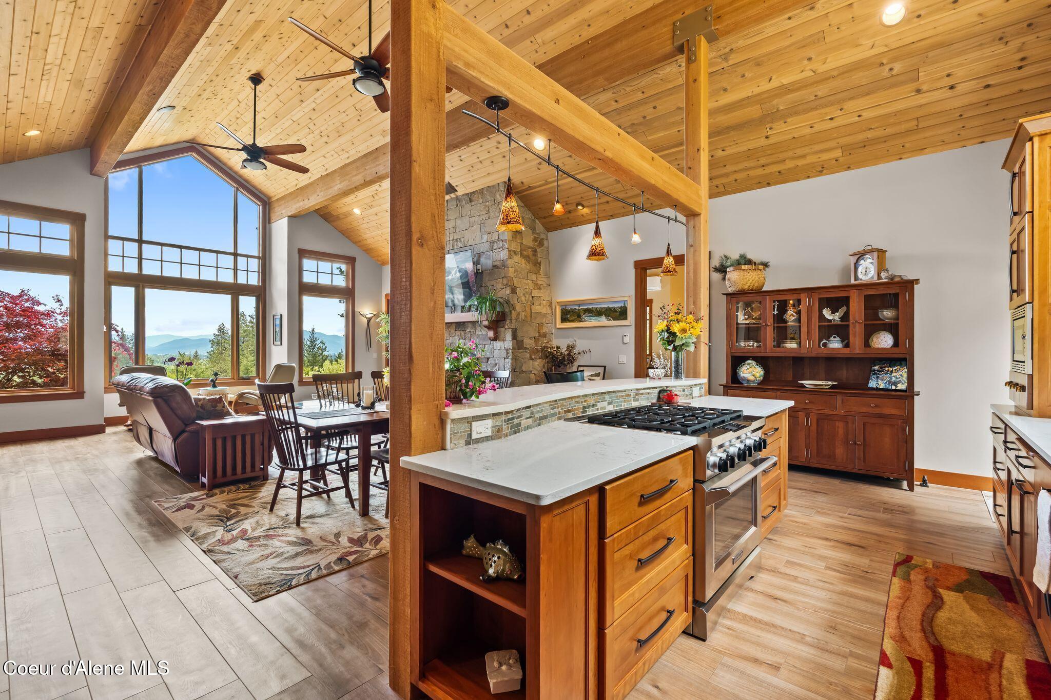 294 Rincon Dr