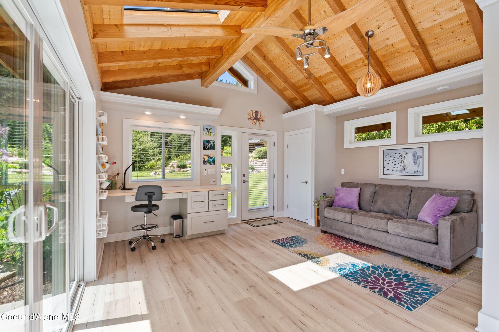 294 Rincon Dr