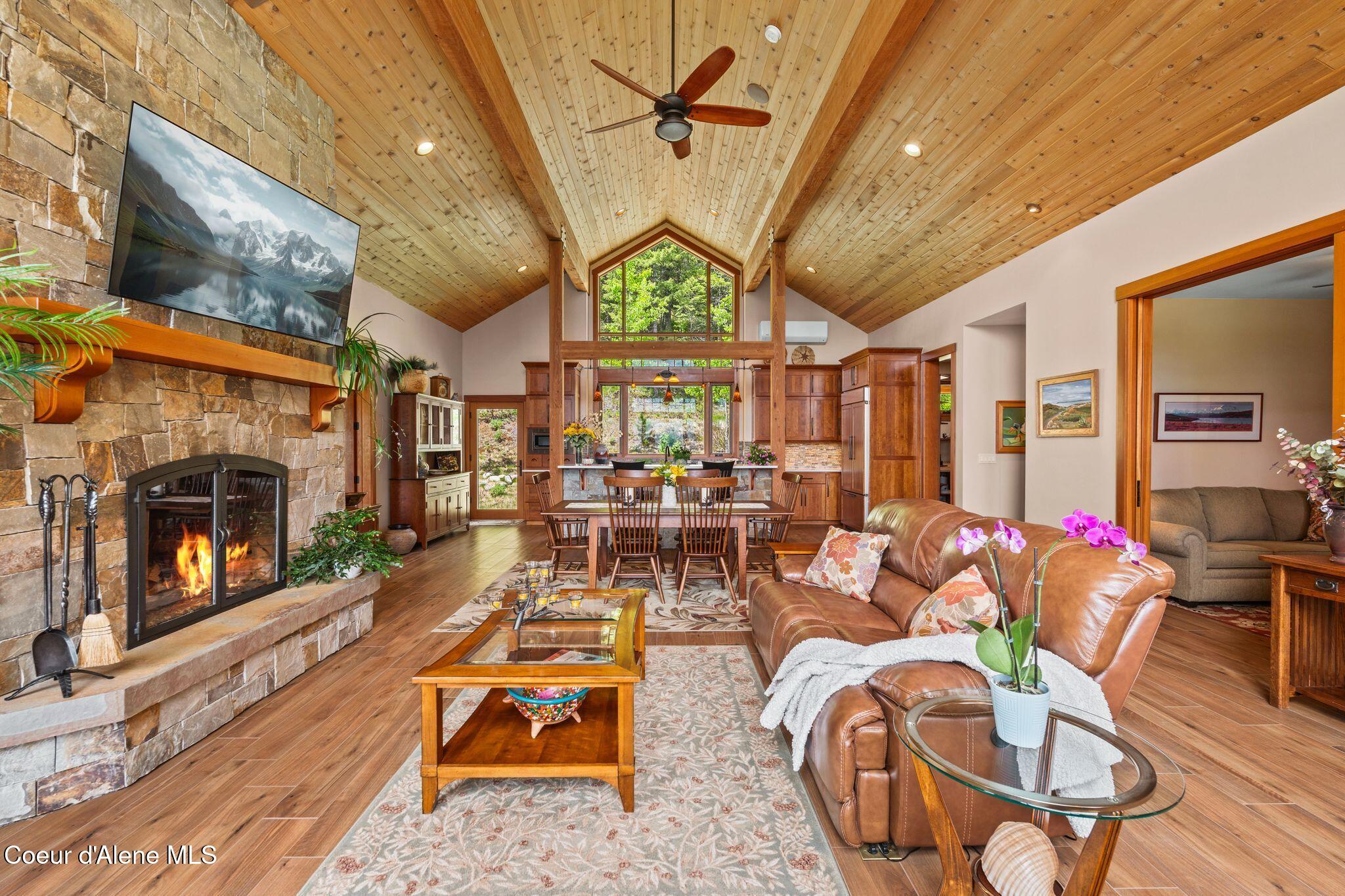 294 Rincon Dr