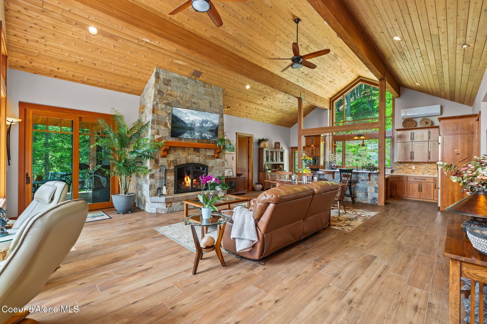 294 Rincon Dr