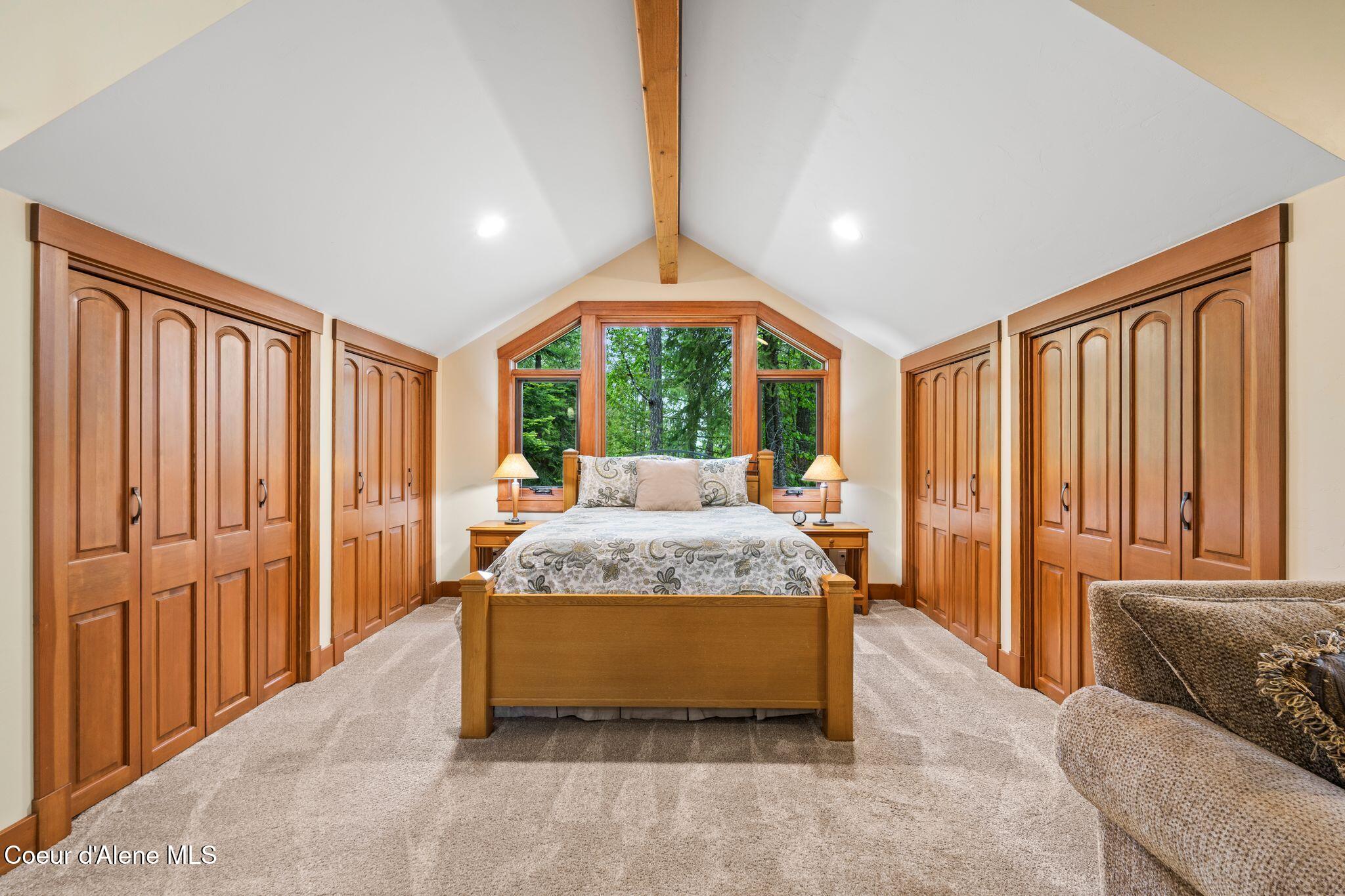 294 Rincon Dr