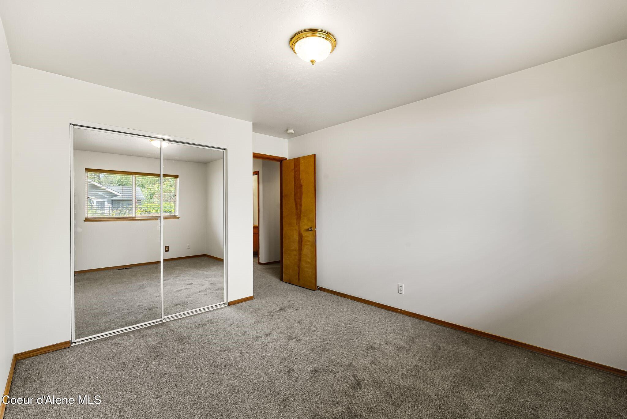 502 S Lincoln Ave