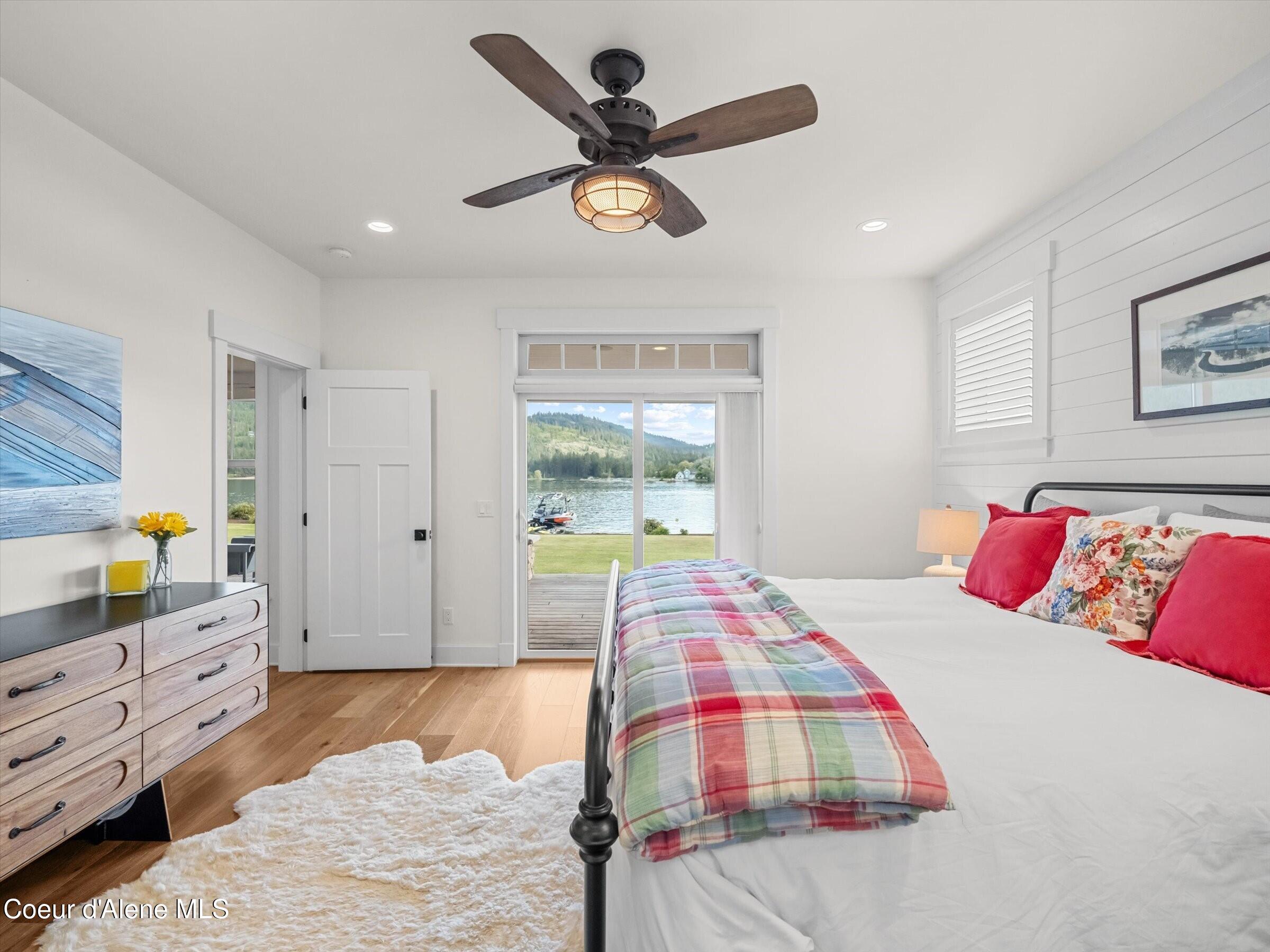 645 River Run Dr