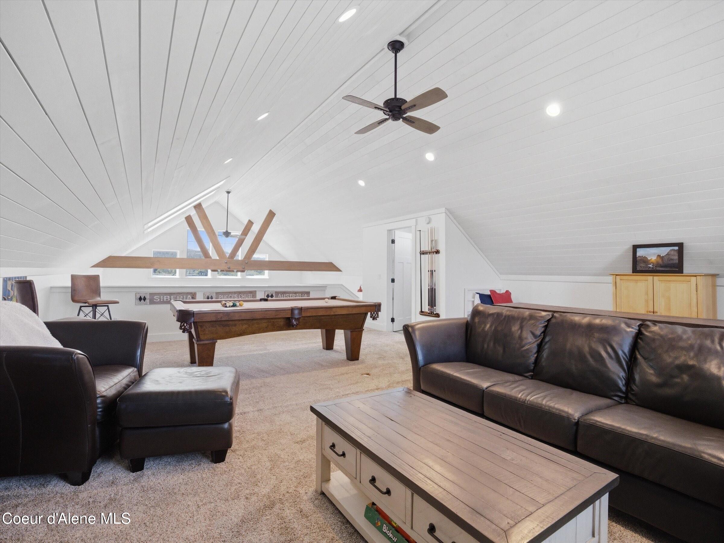 645 River Run Dr
