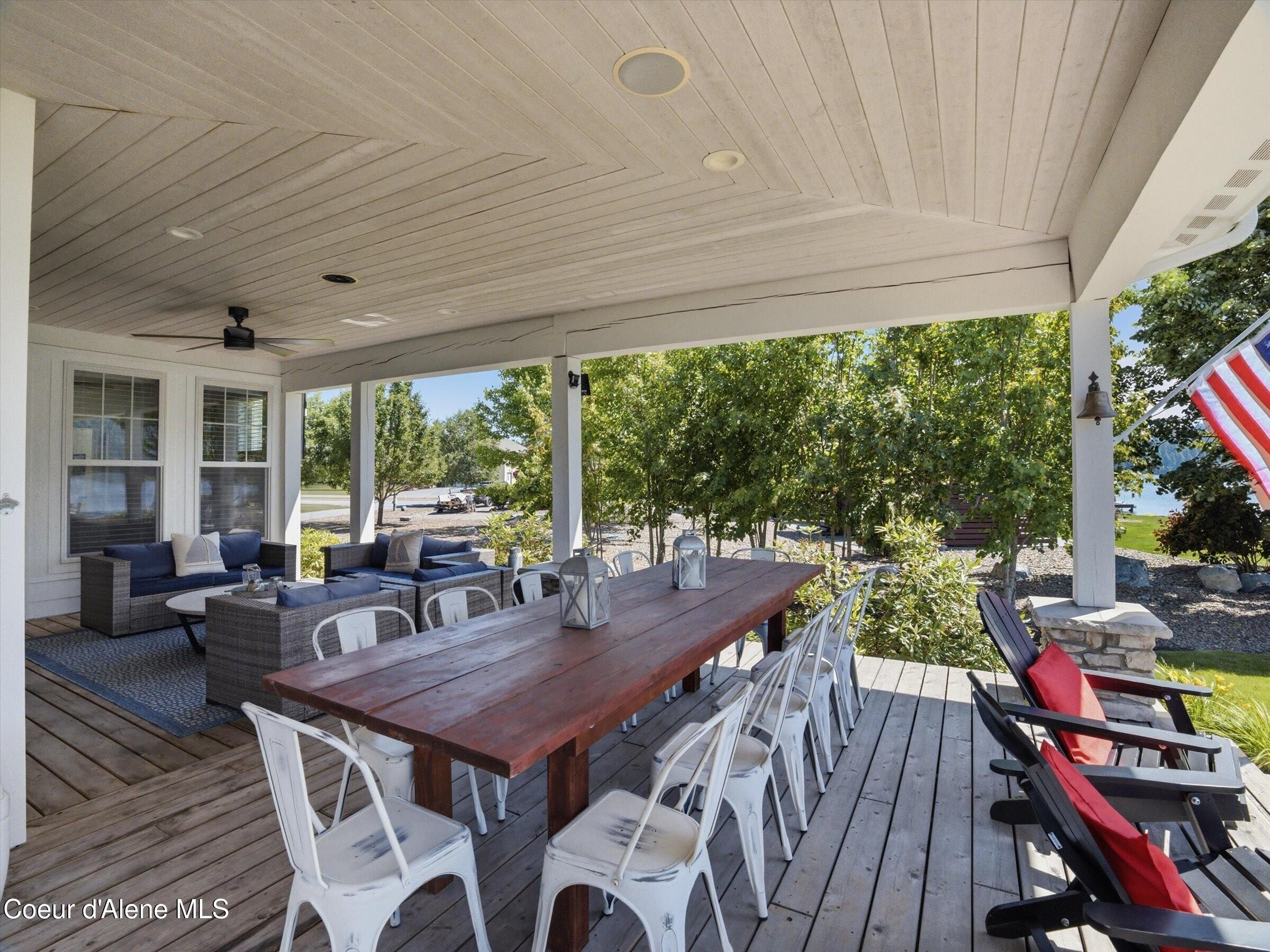 645 River Run Dr