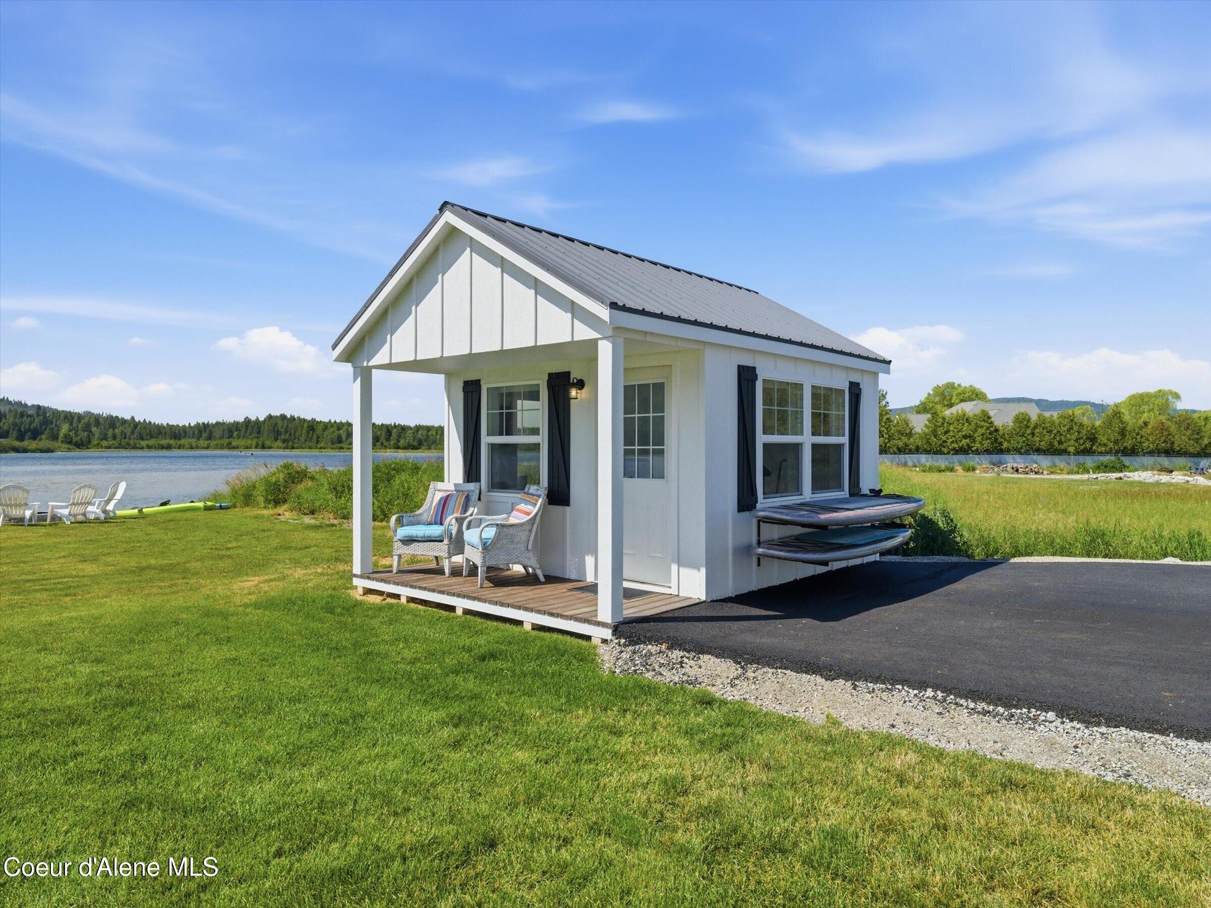 645 River Run Dr