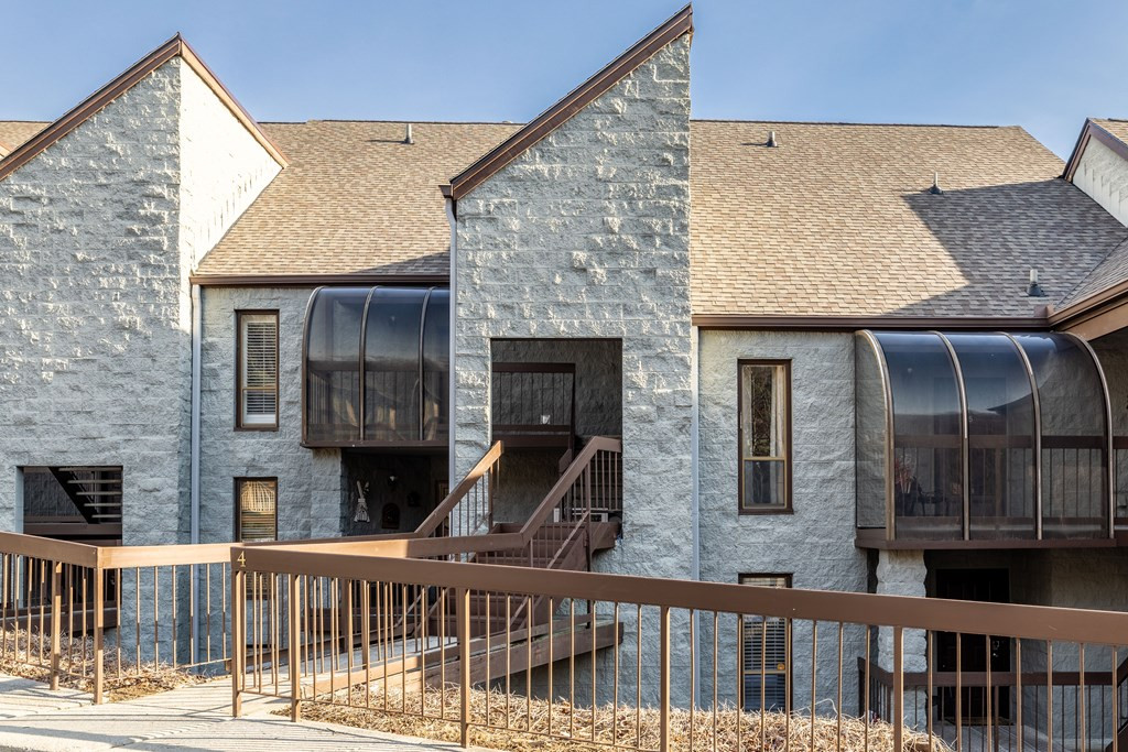 1155 Upper Alpine Way Way Unit: Unit 304