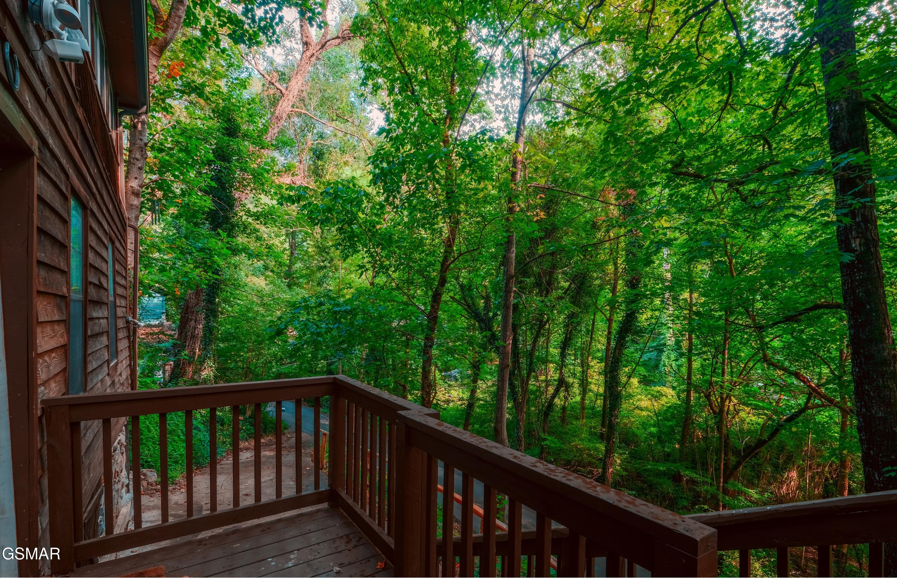 215 Lovers Lane Lane