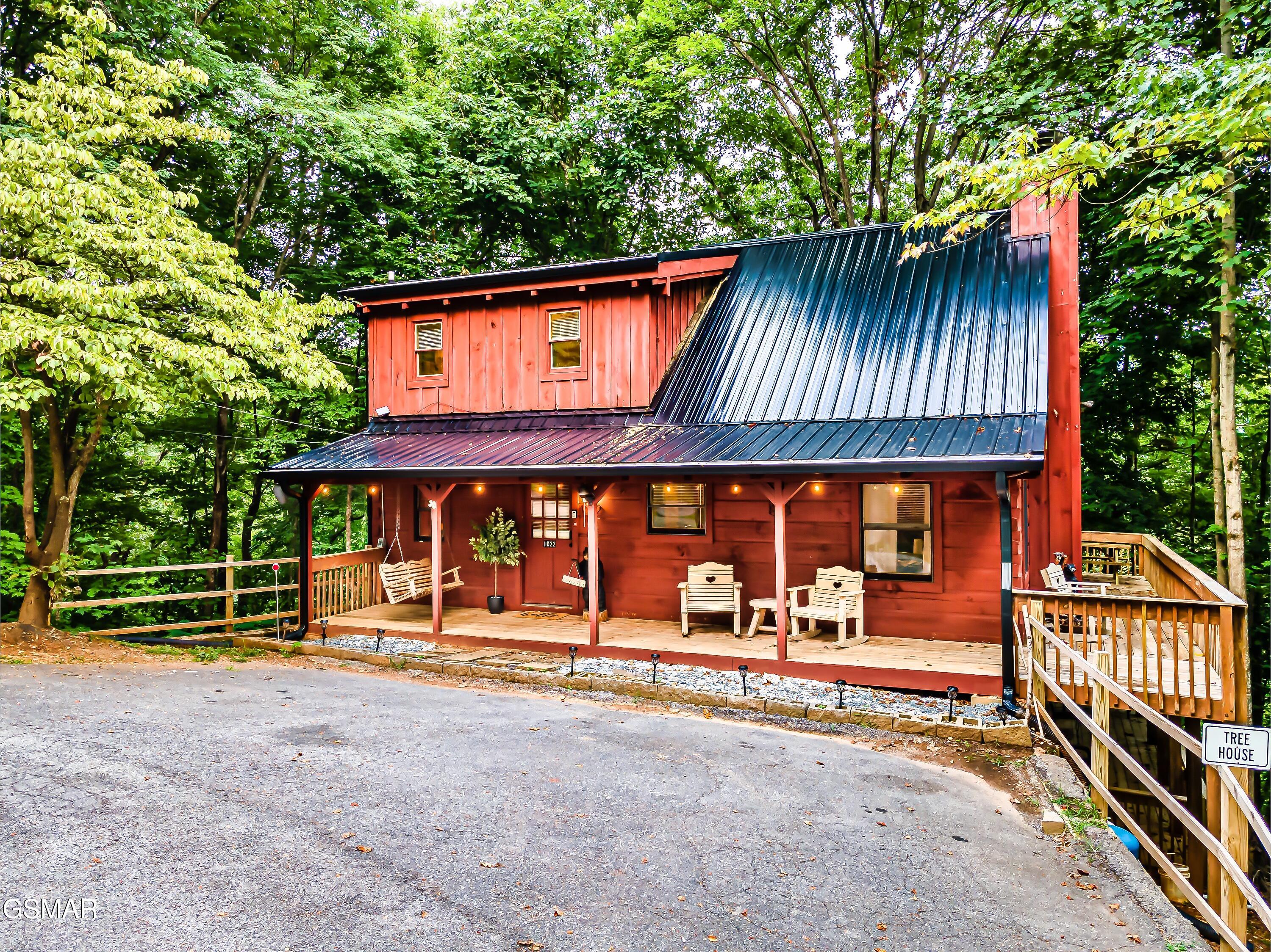 1022 View Drive Drive