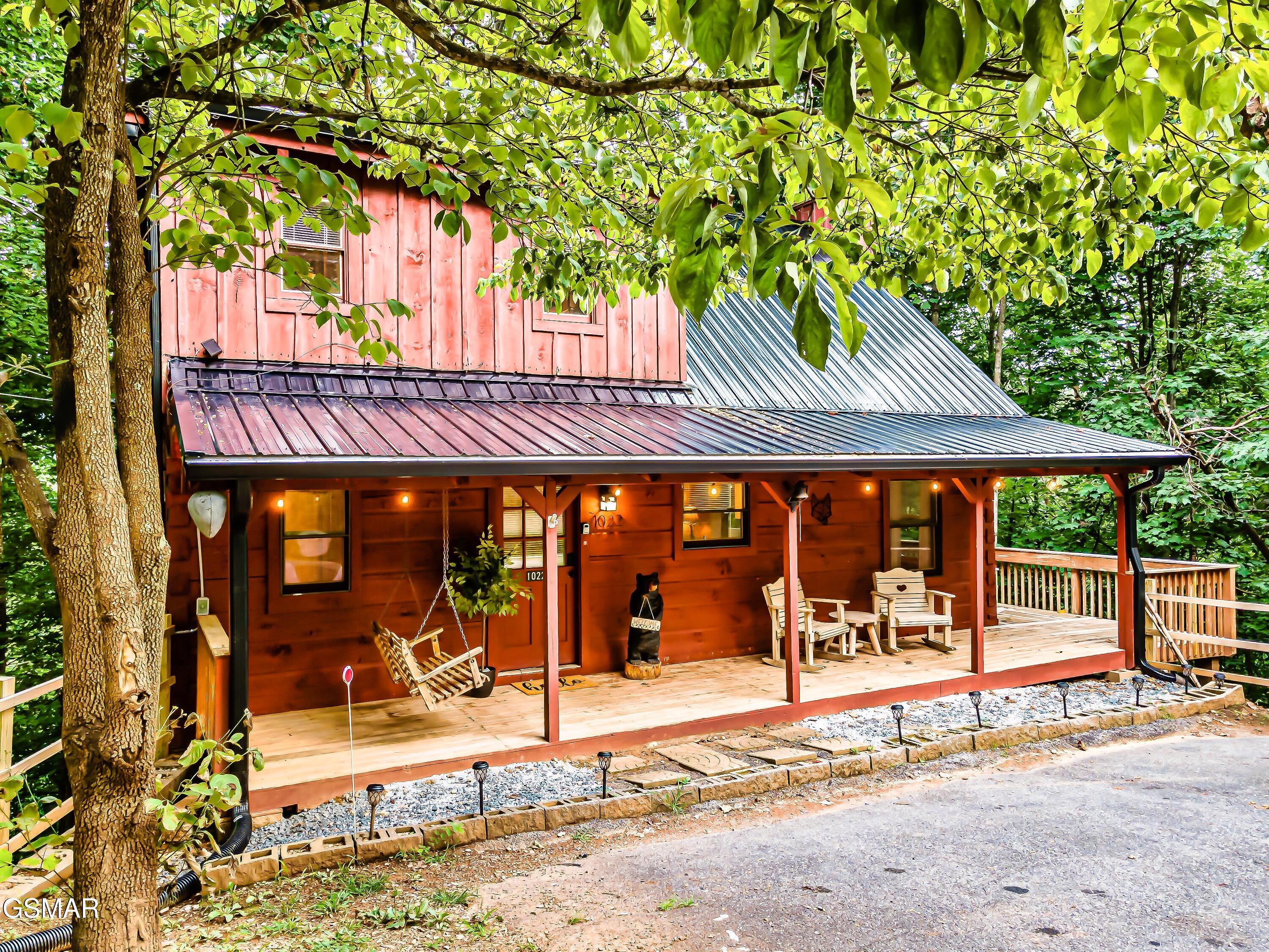 1022 View Drive Drive