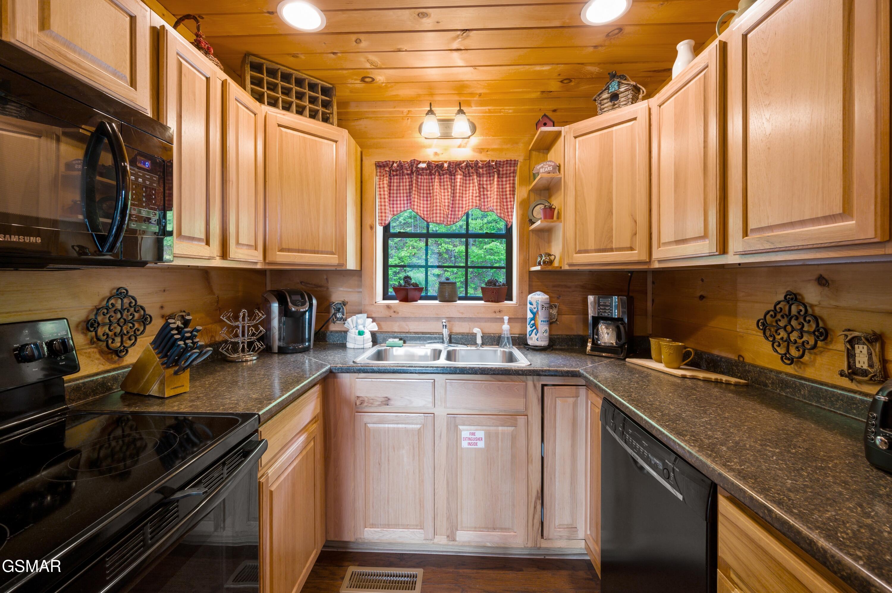 2644 Sunset Road Road