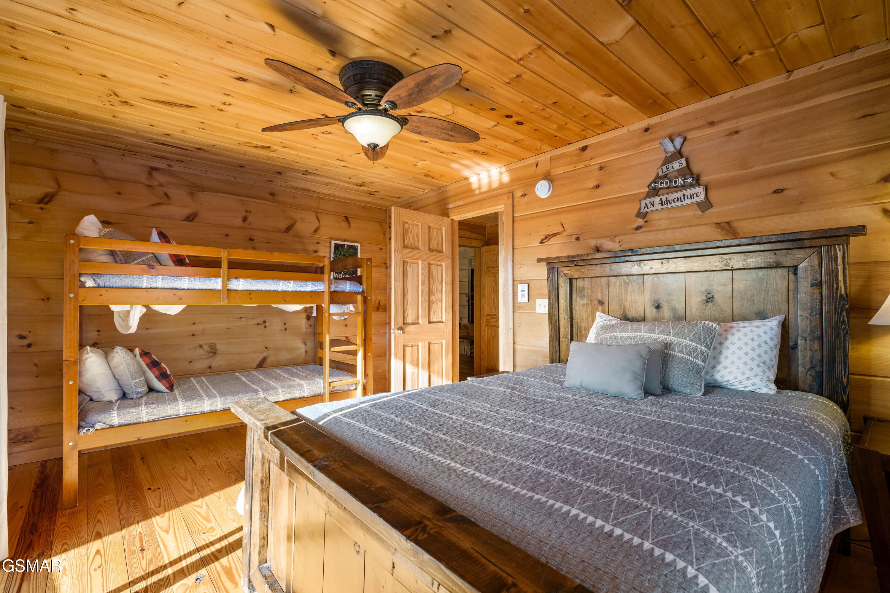 2980 Mountain Memories Way Way Way