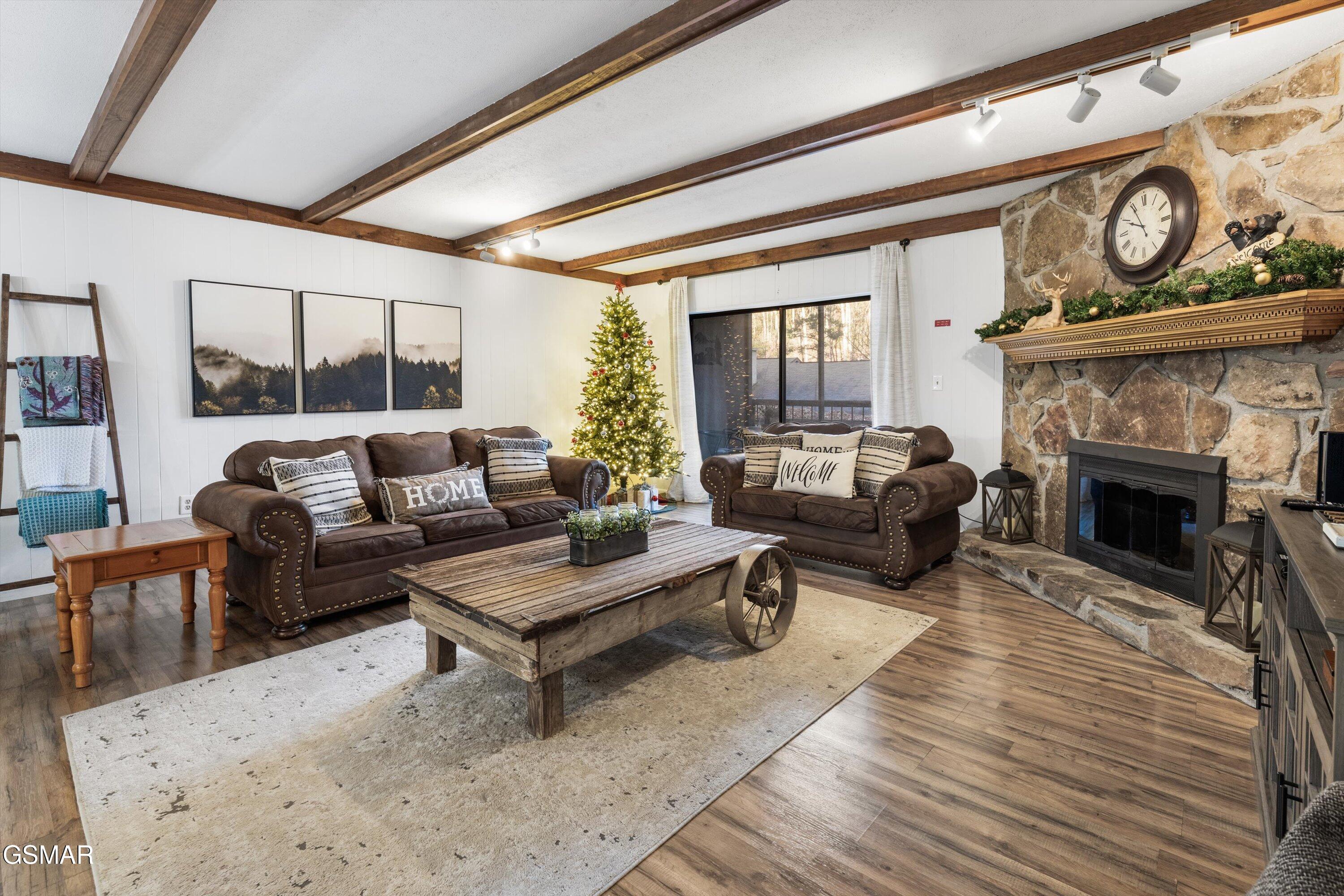 1235 Ski Mountain Rd. Apt.614