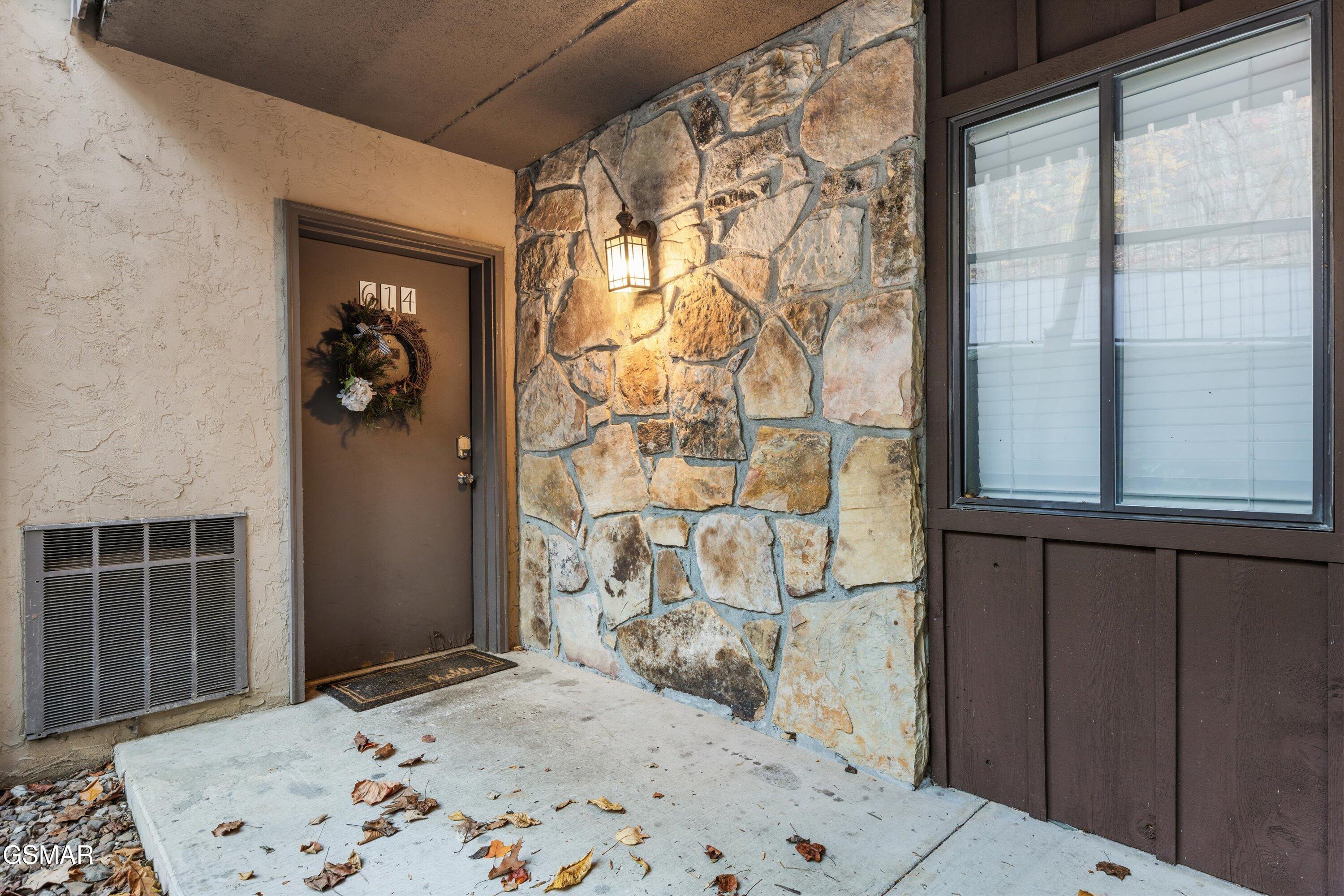1235 Ski Mountain Rd. Apt.614