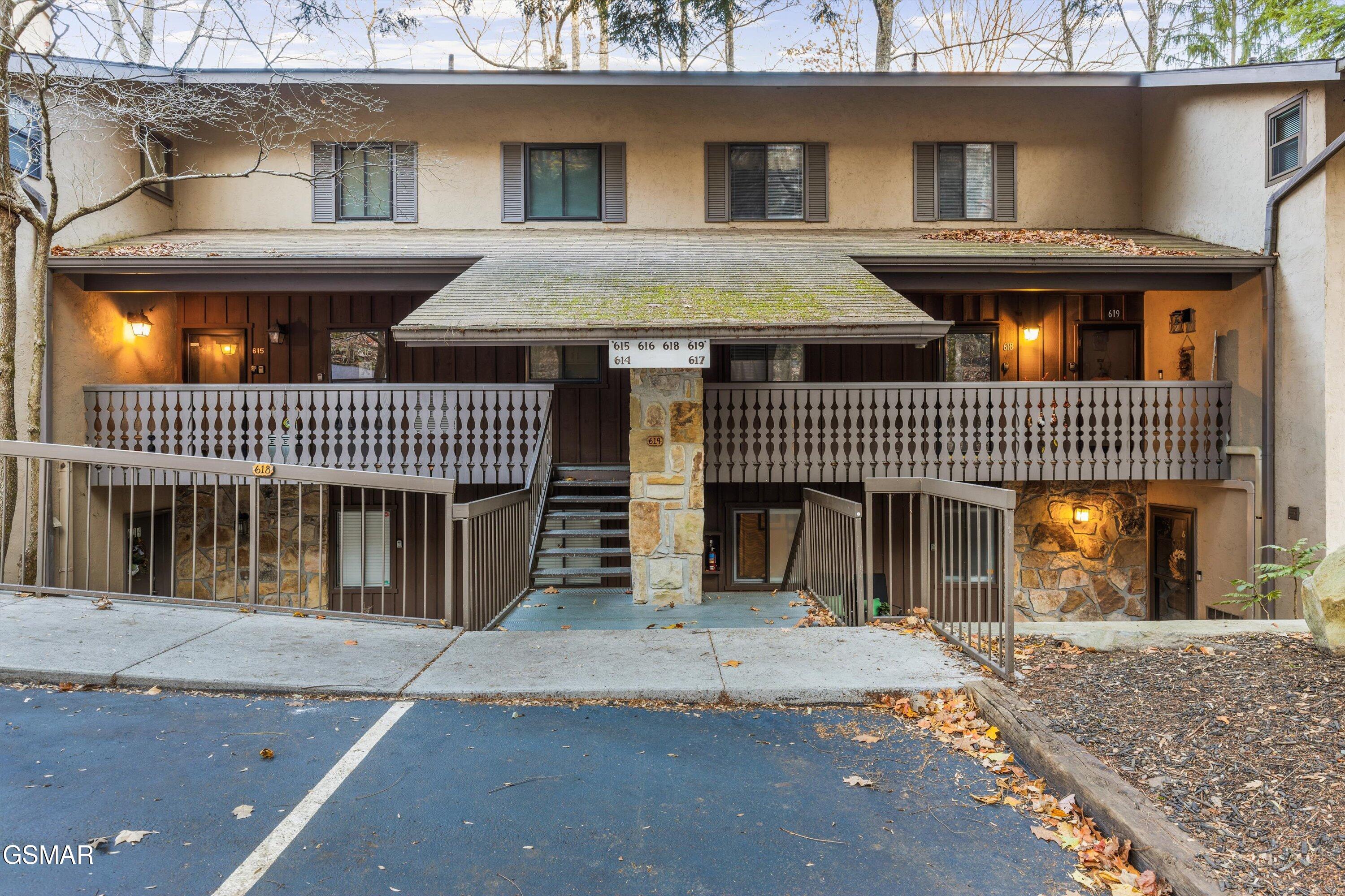 1235 Ski Mountain Rd. Apt.614