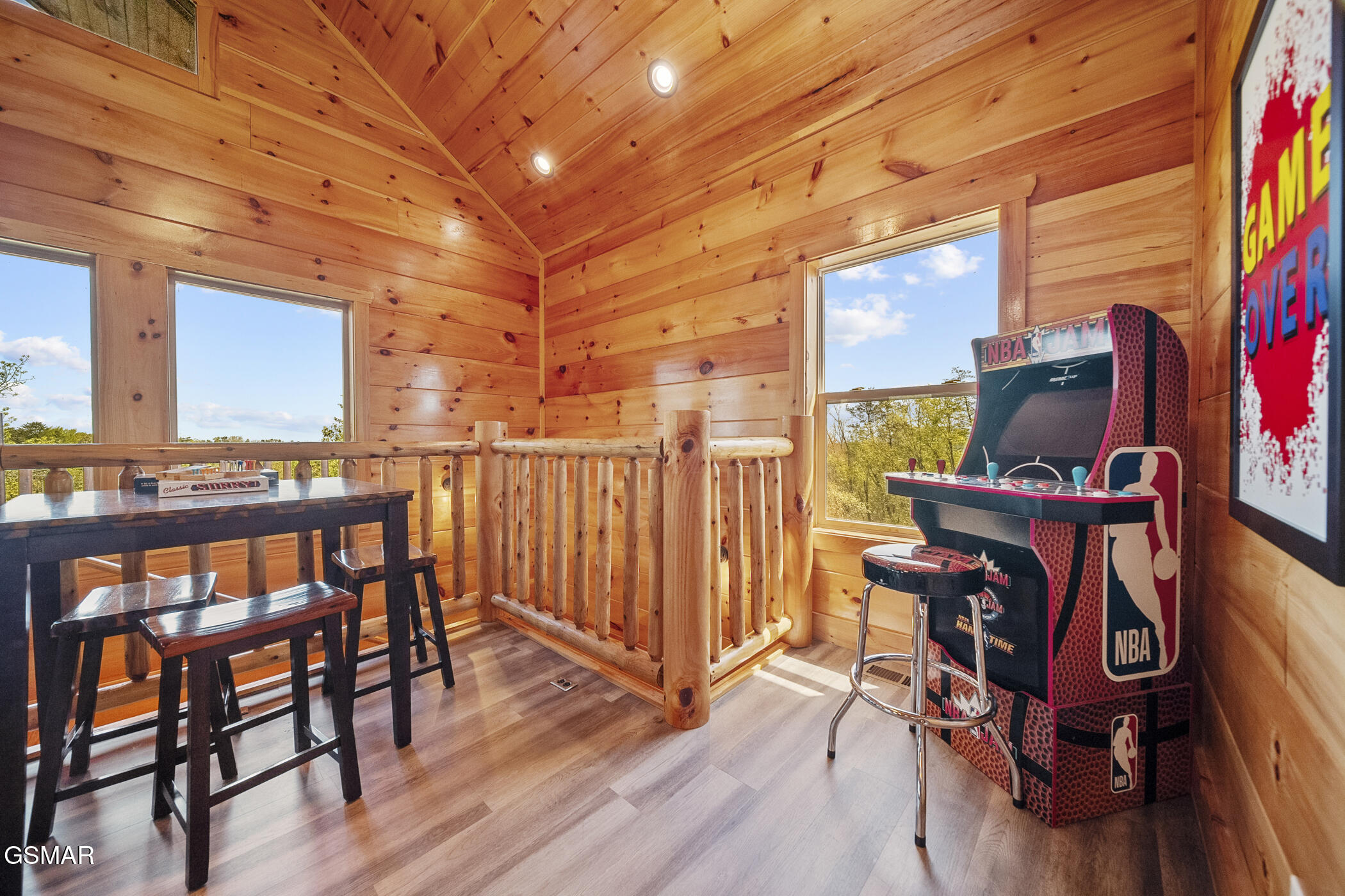 1106 N Trail Drive Drive