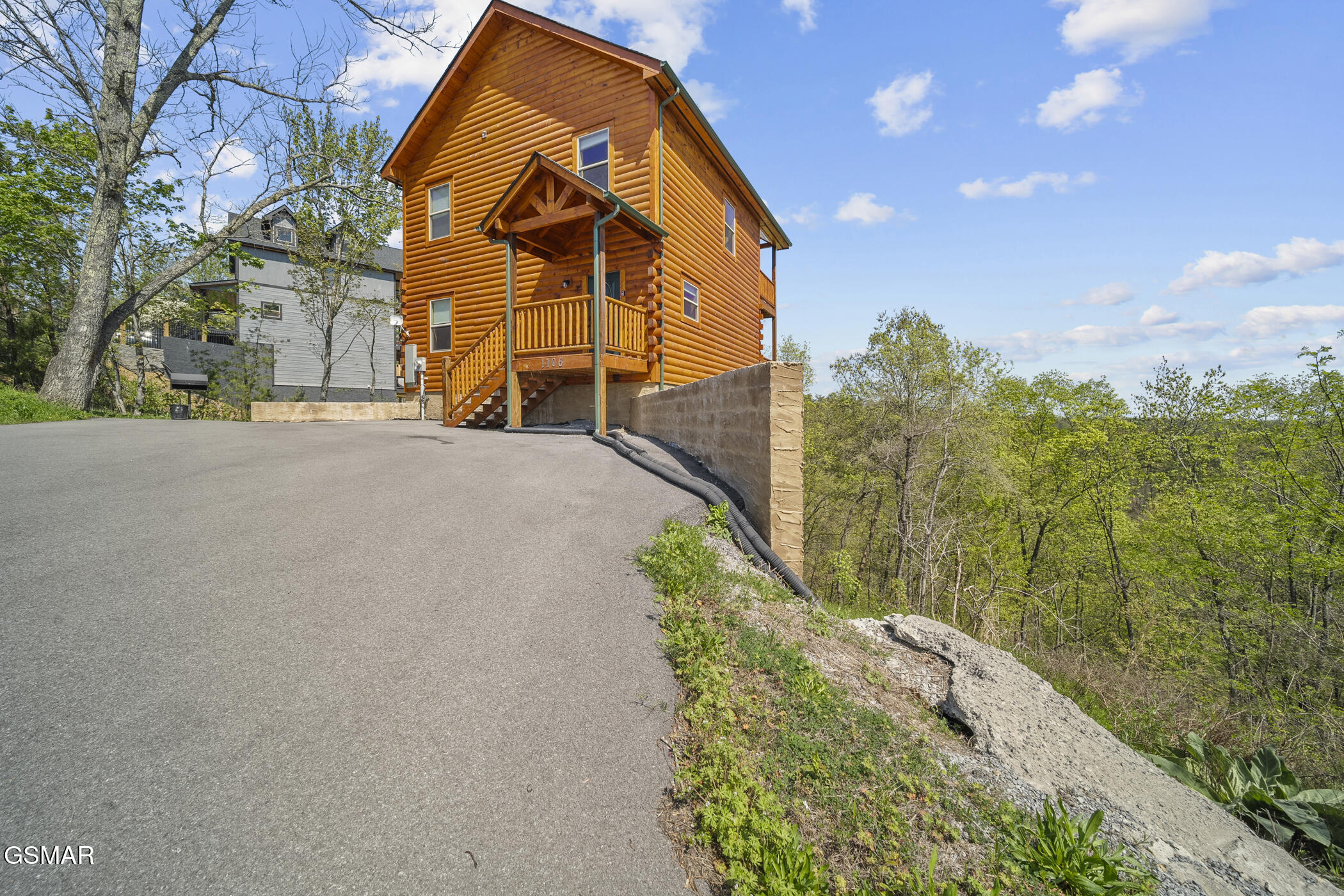 1106 N Trail Drive Drive