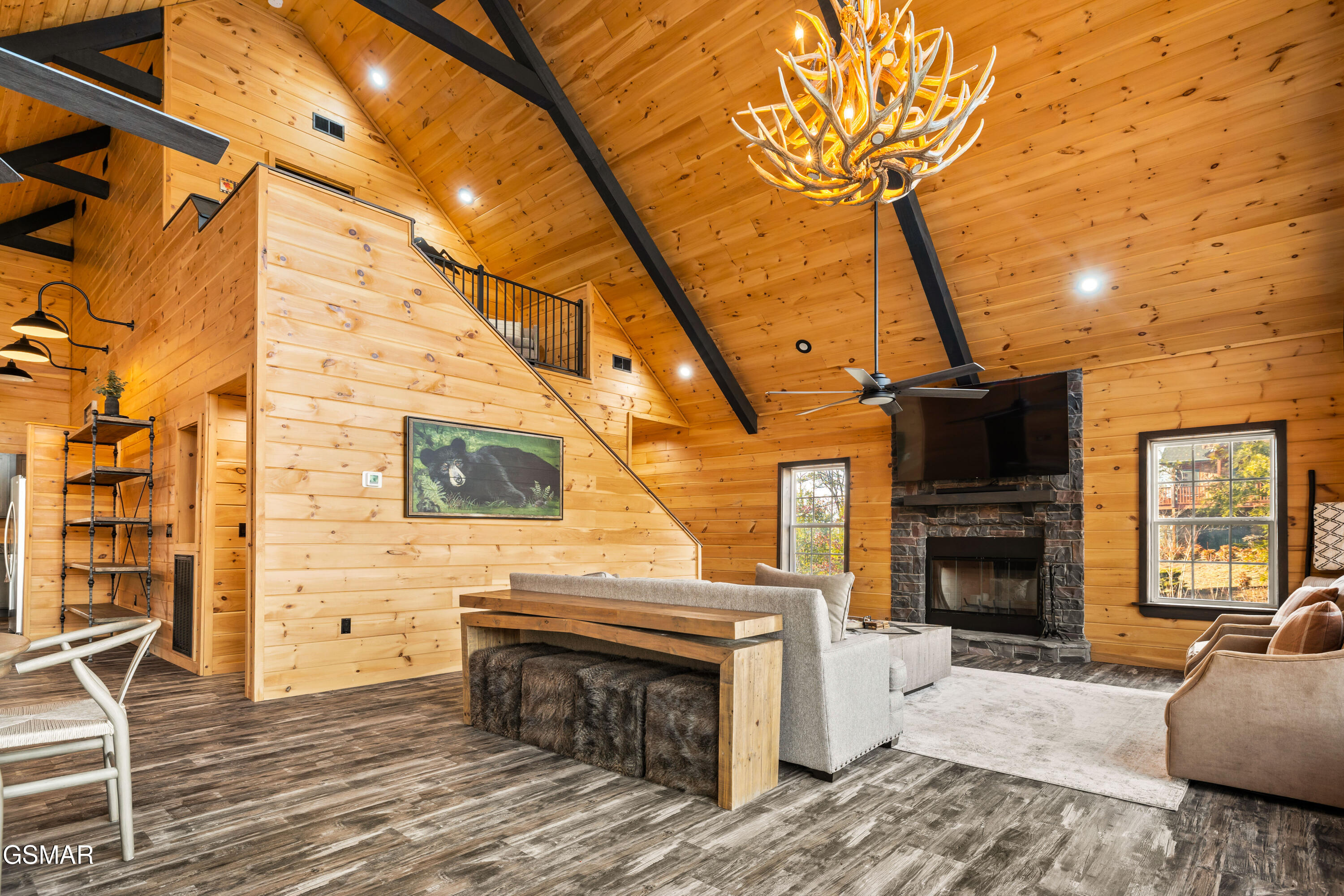 1535 Mountain Trail Lane Lane Lane