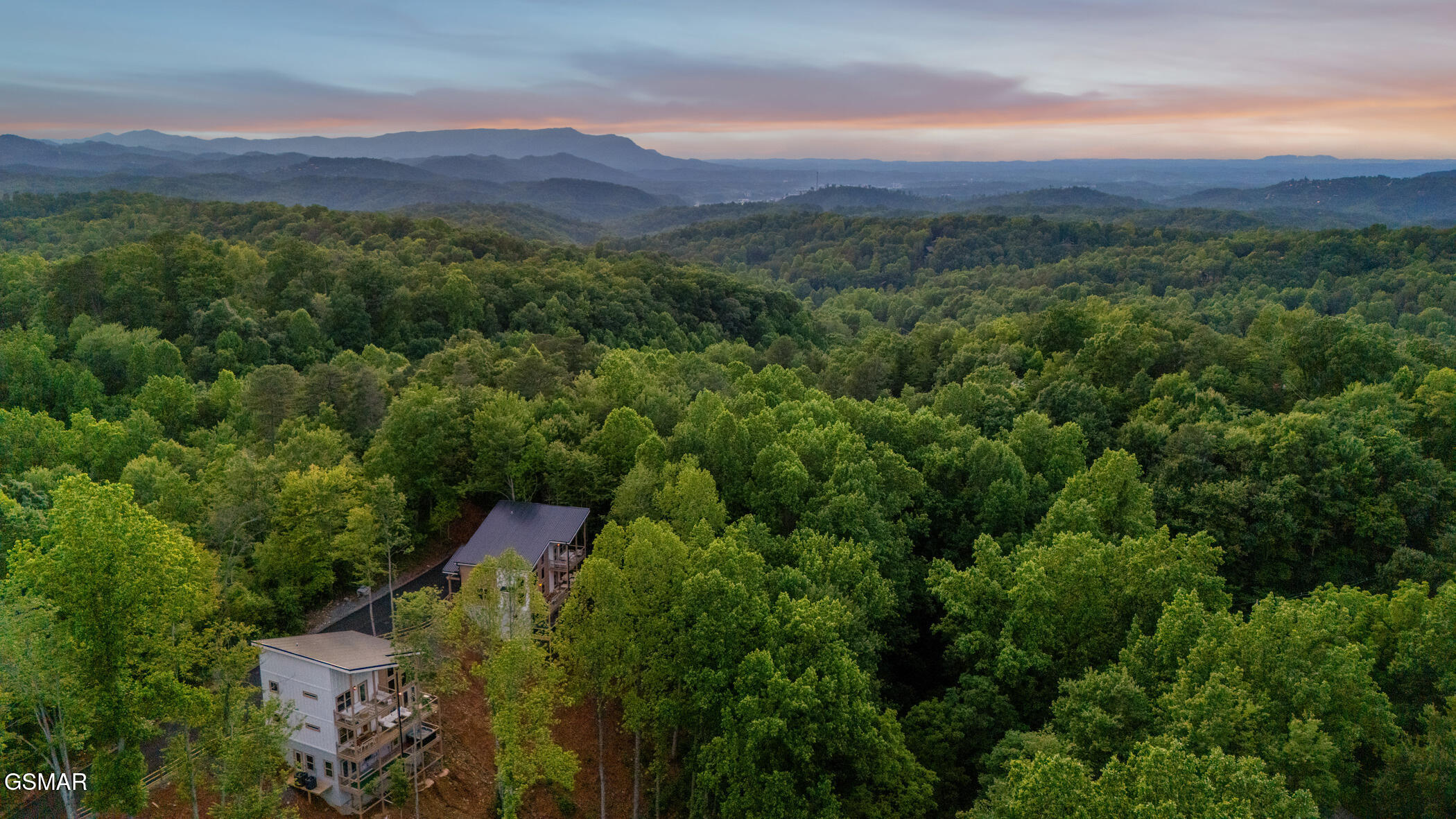 1928 Pine Court Court