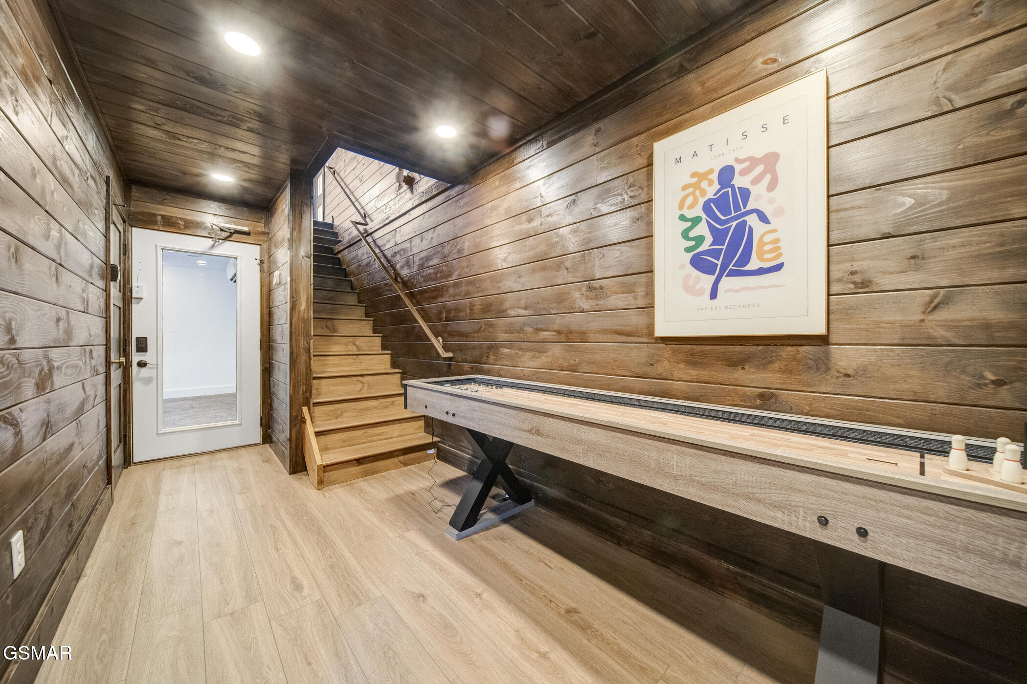 1928 Pine Court Court