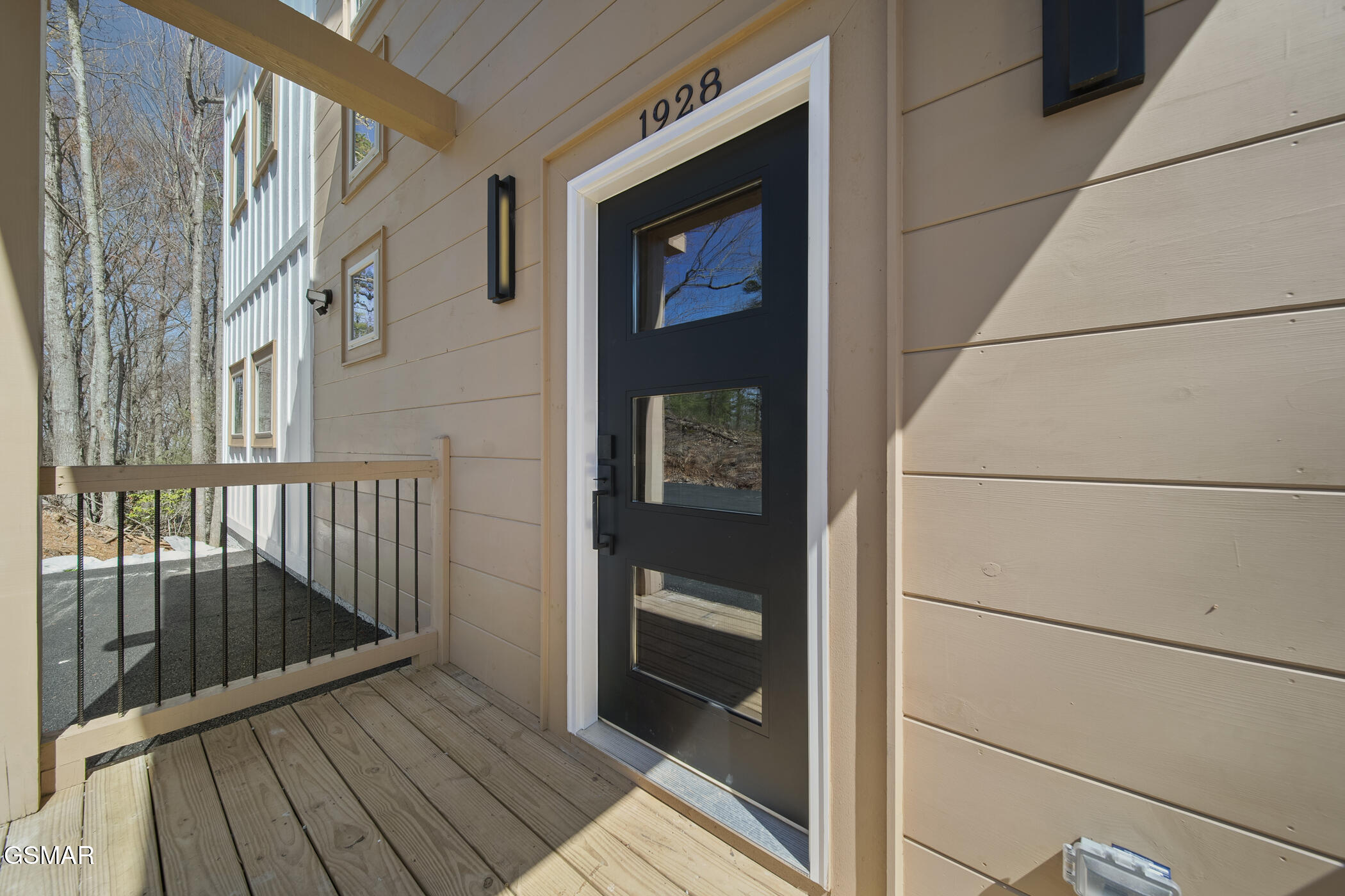 1928 Pine Court Court