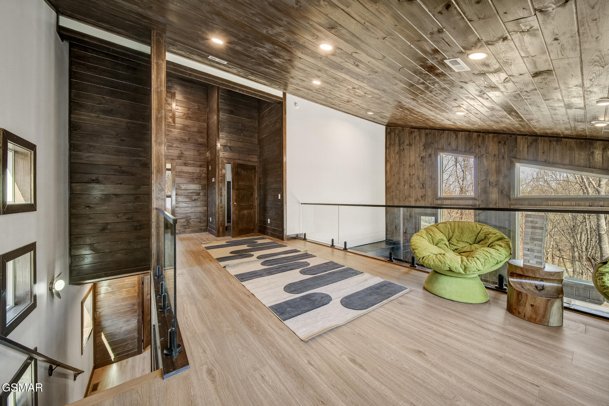 1928 Pine Court Court