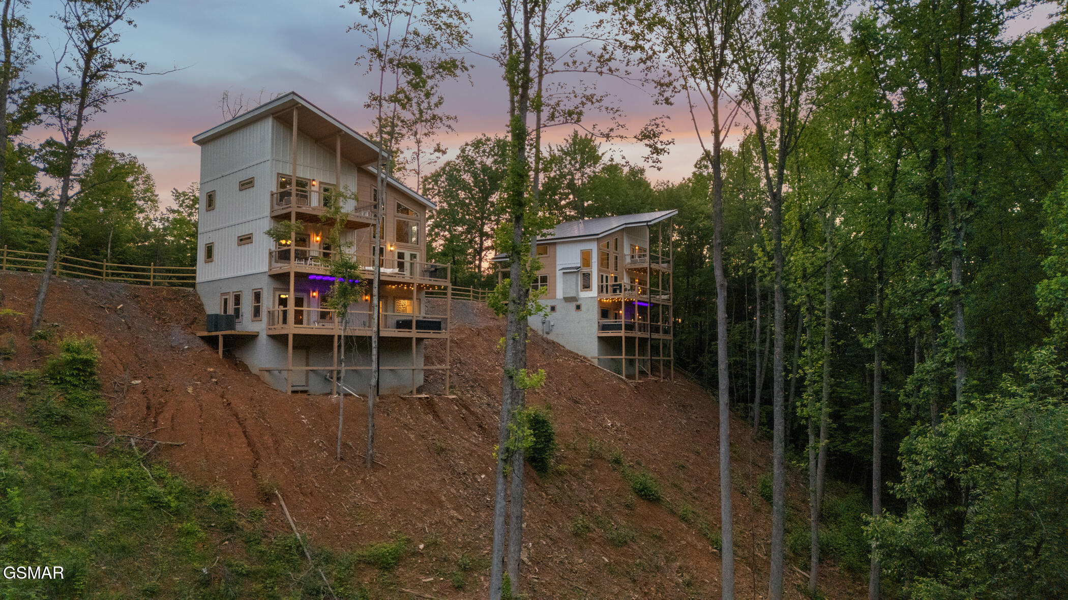 1928 Pine Court Court