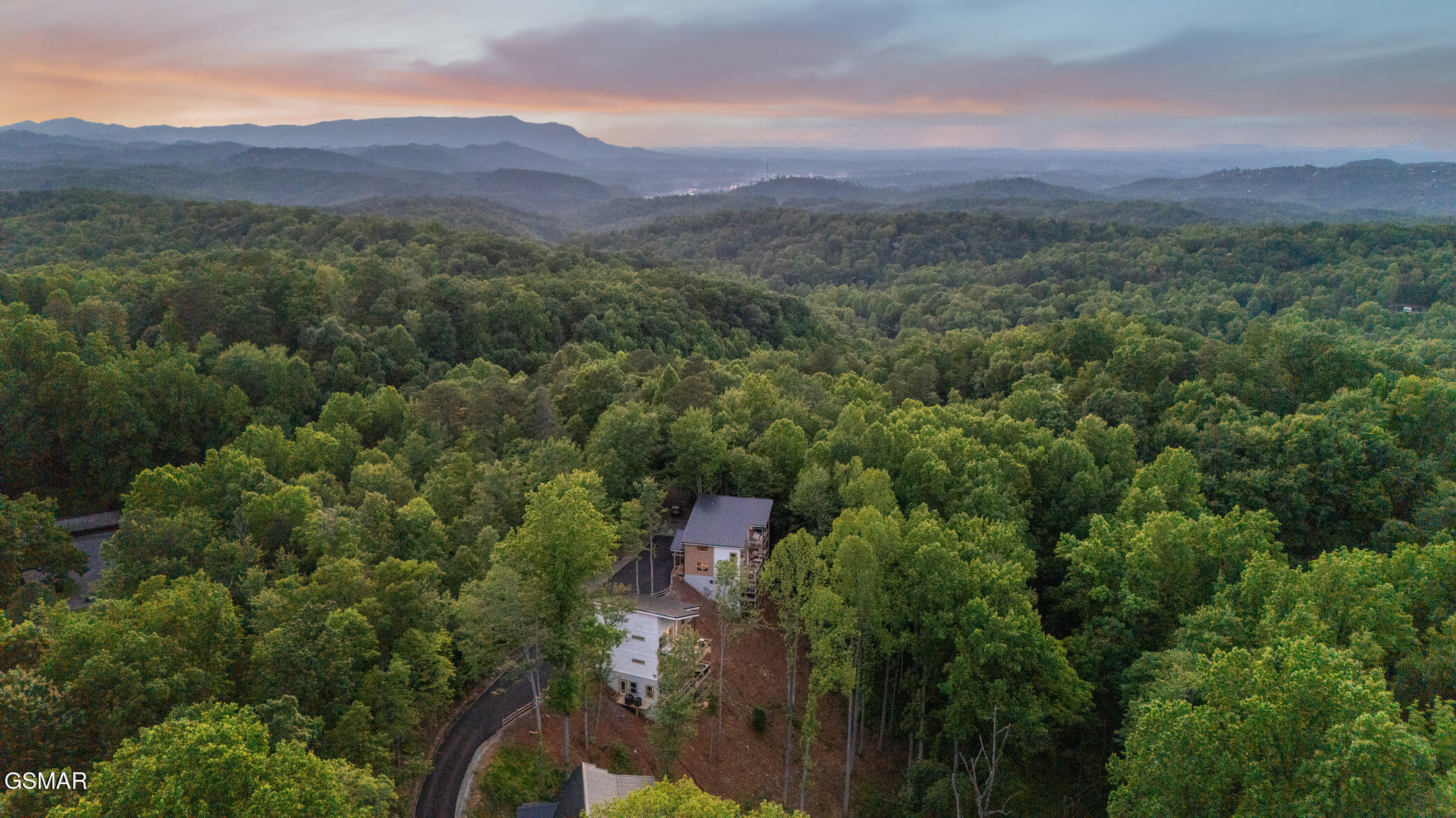 1928 Pine Court Court