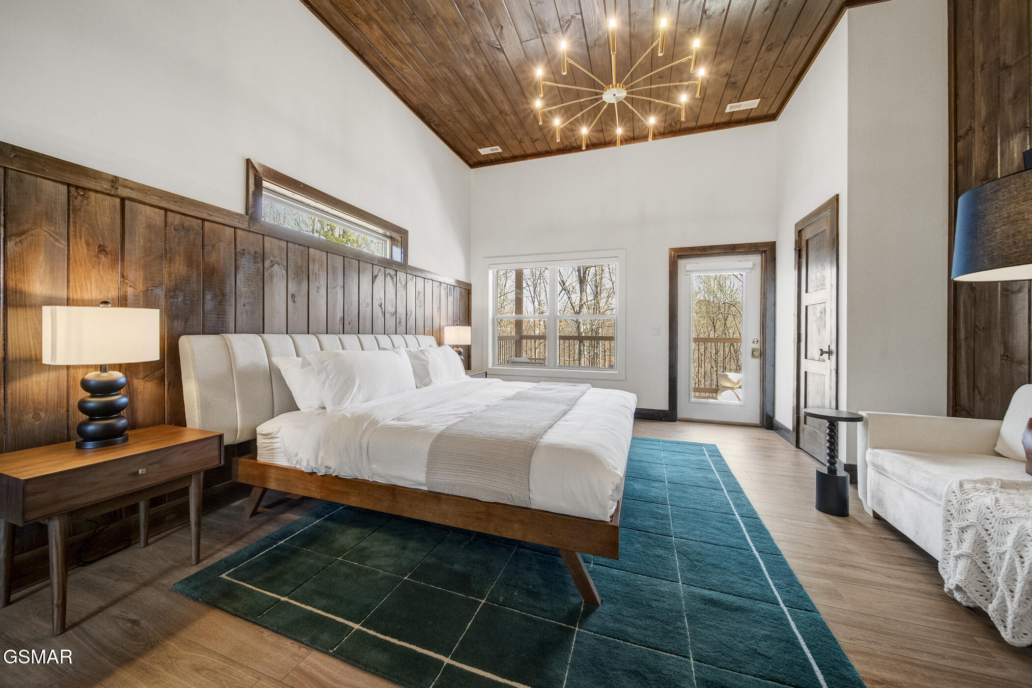 1928 Pine Court Court