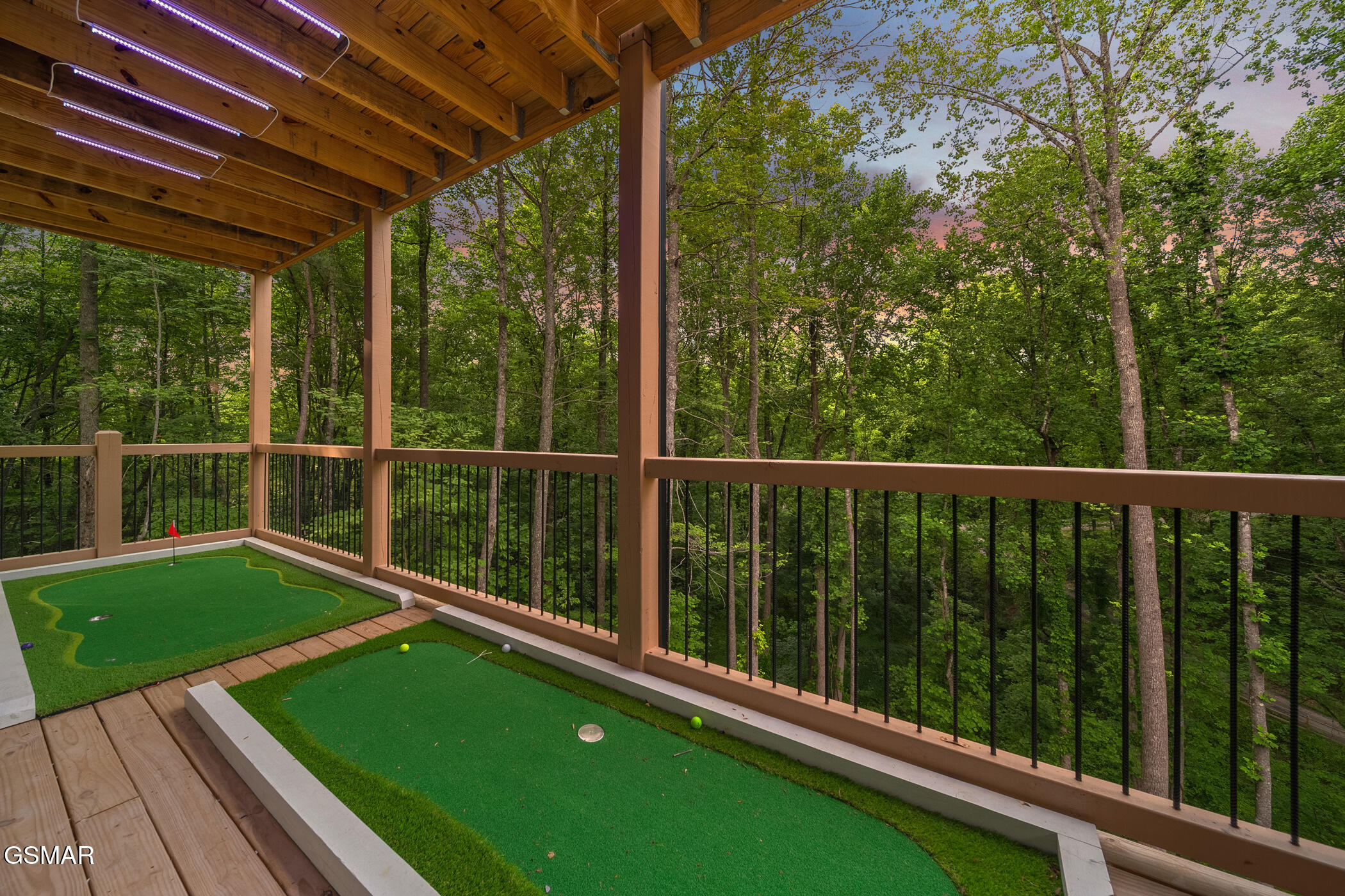 1928 Pine Court Court