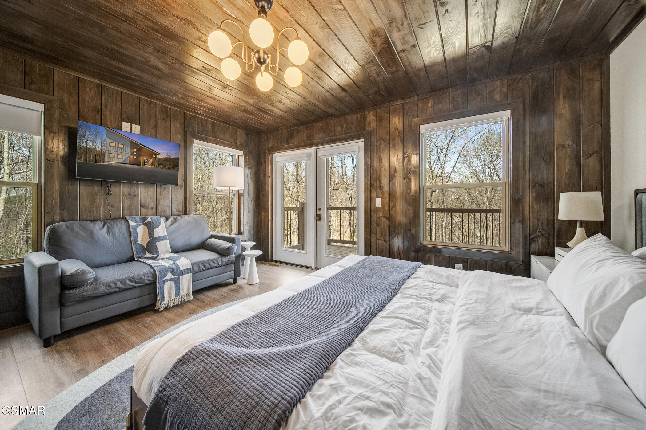 1928 Pine Court Court