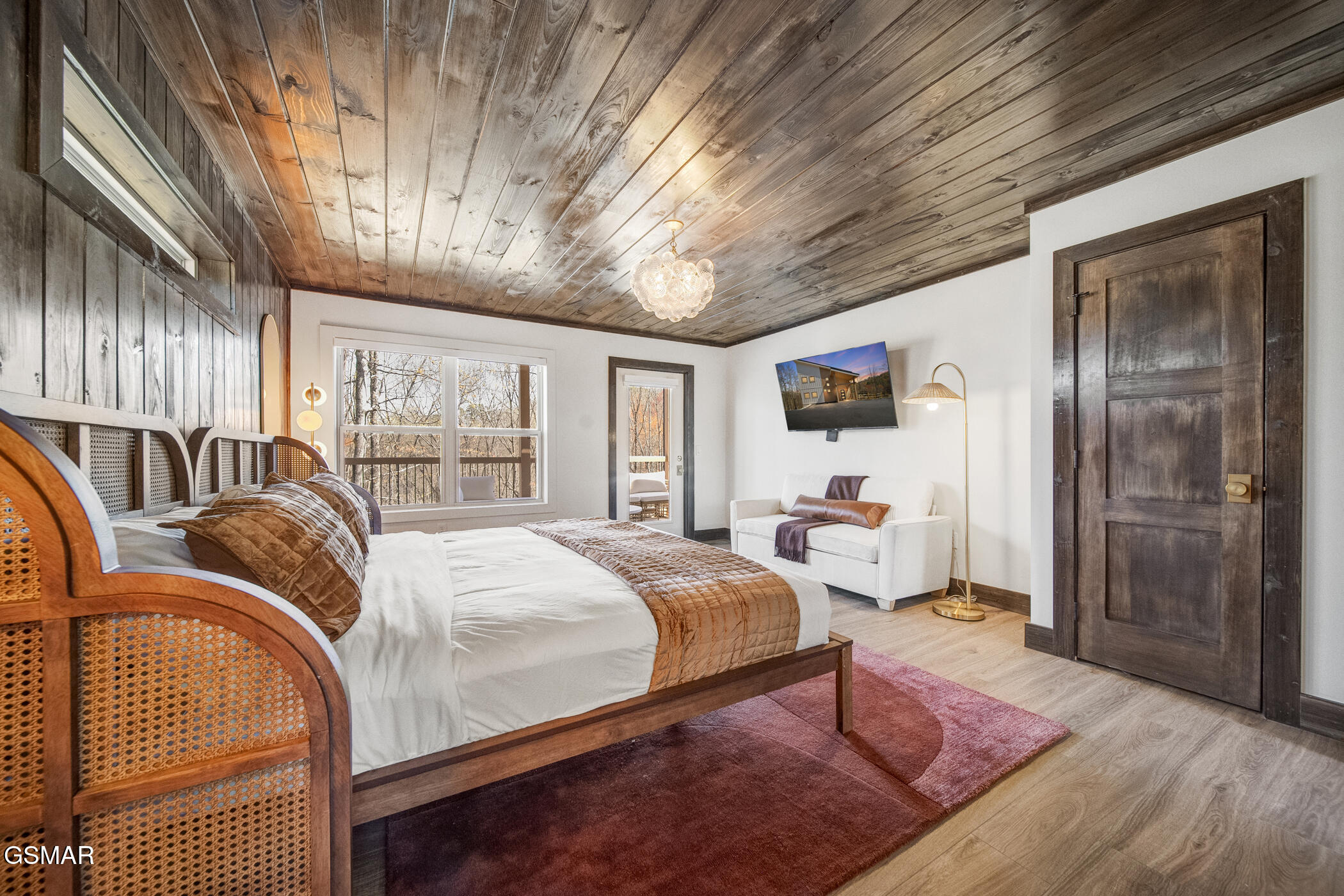 1928 Pine Court Court