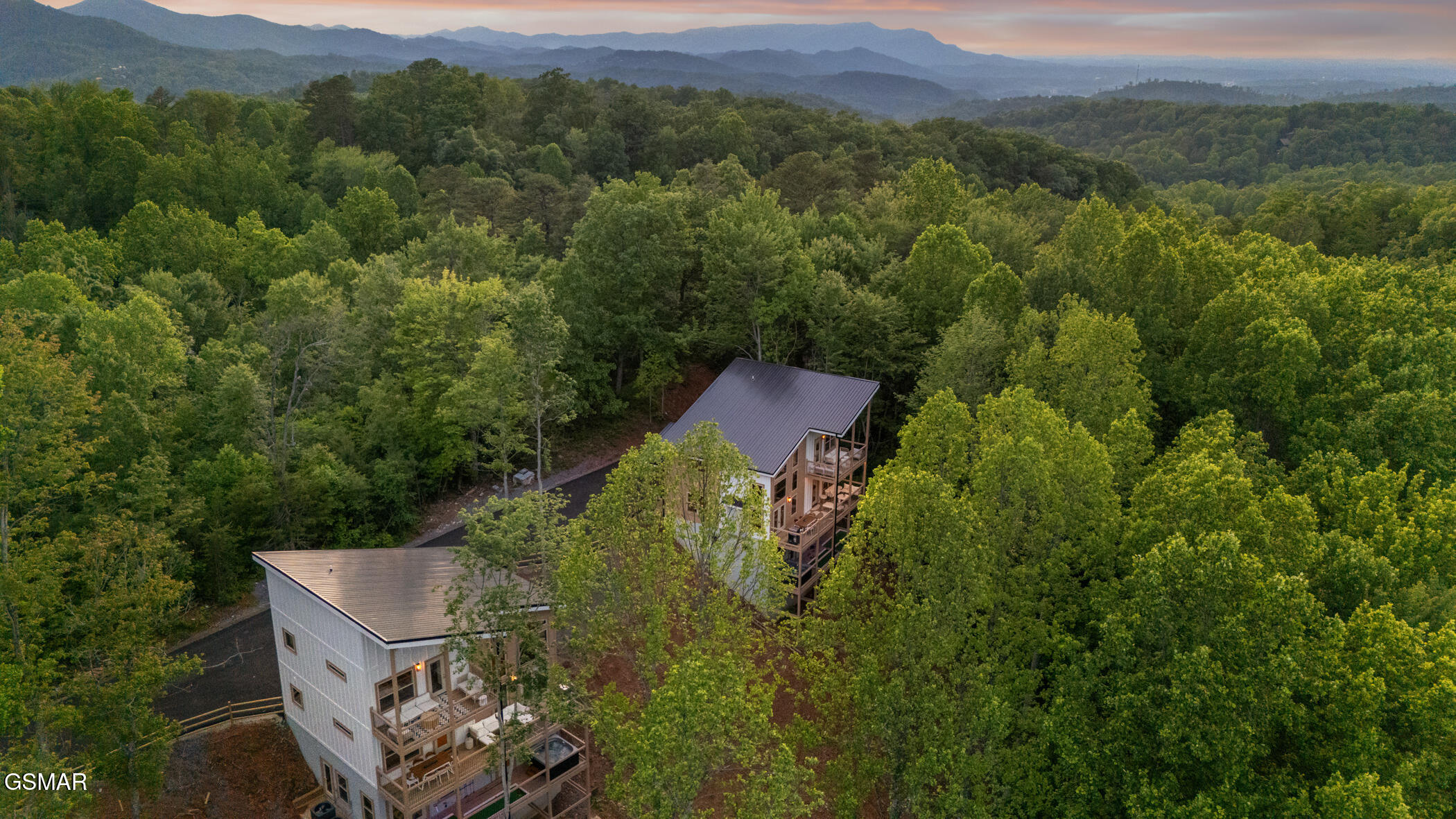 1928 Pine Court Court