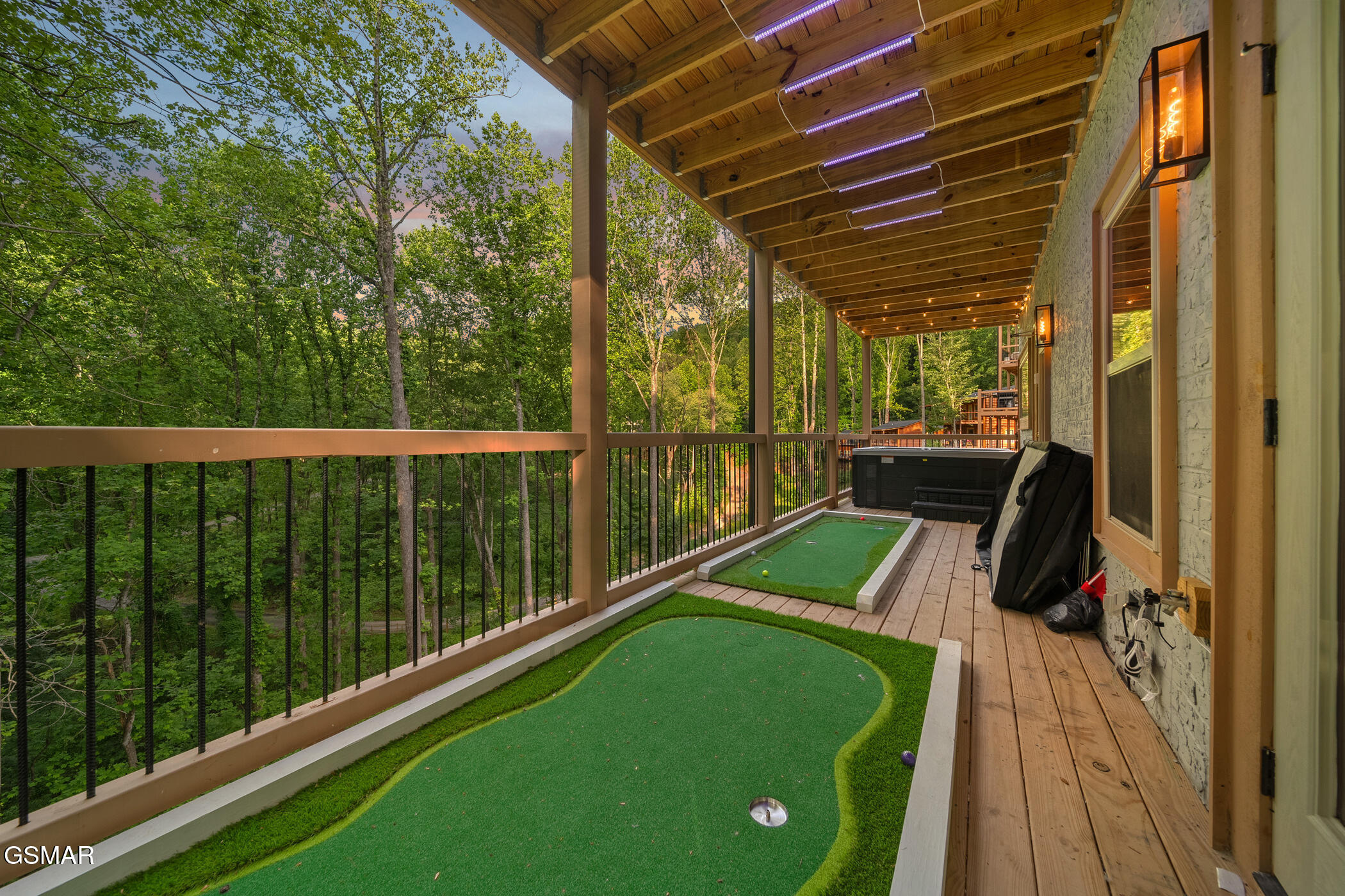 1928 Pine Court Court