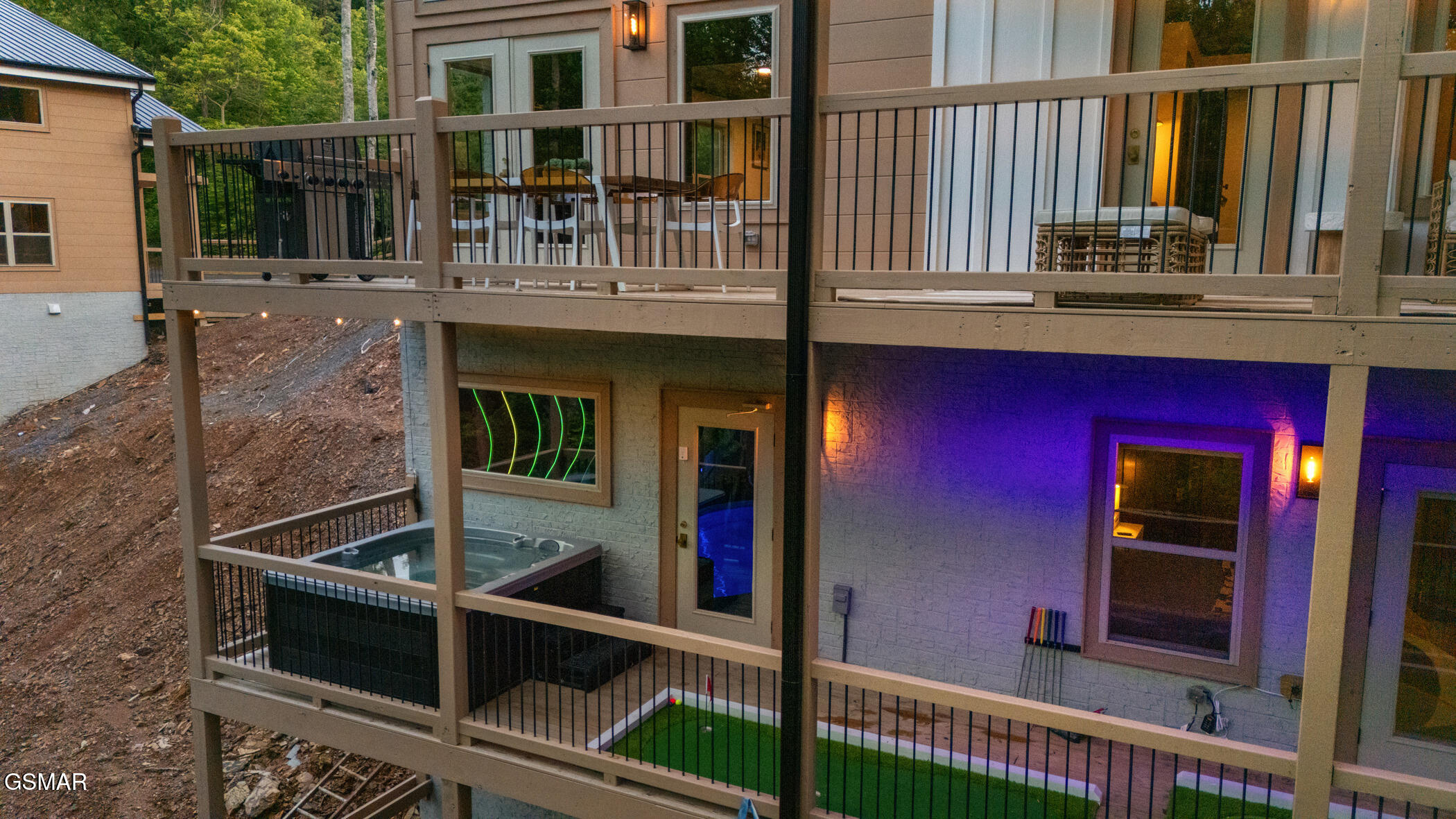 1928 Pine Court Court