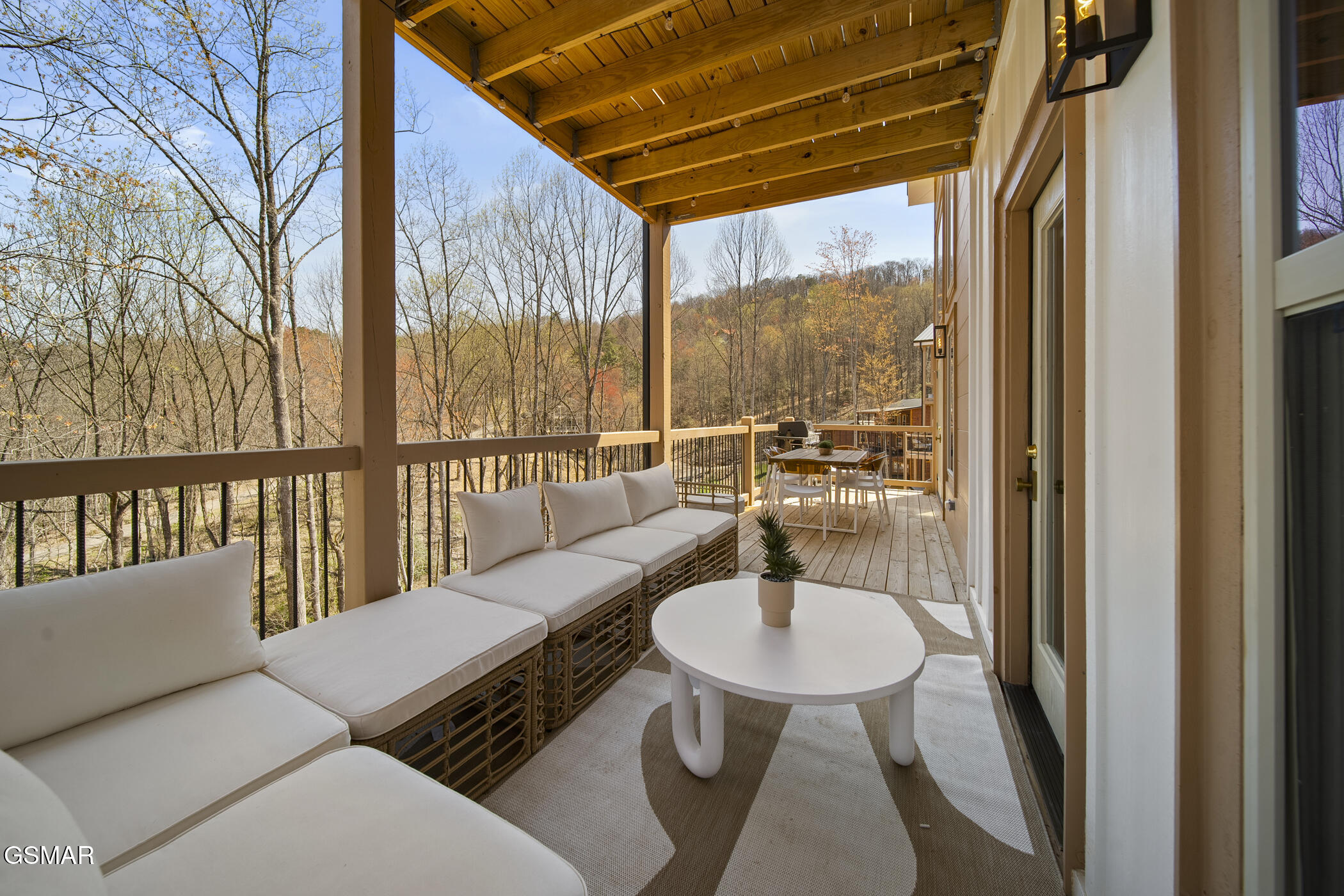 1928 Pine Court Court