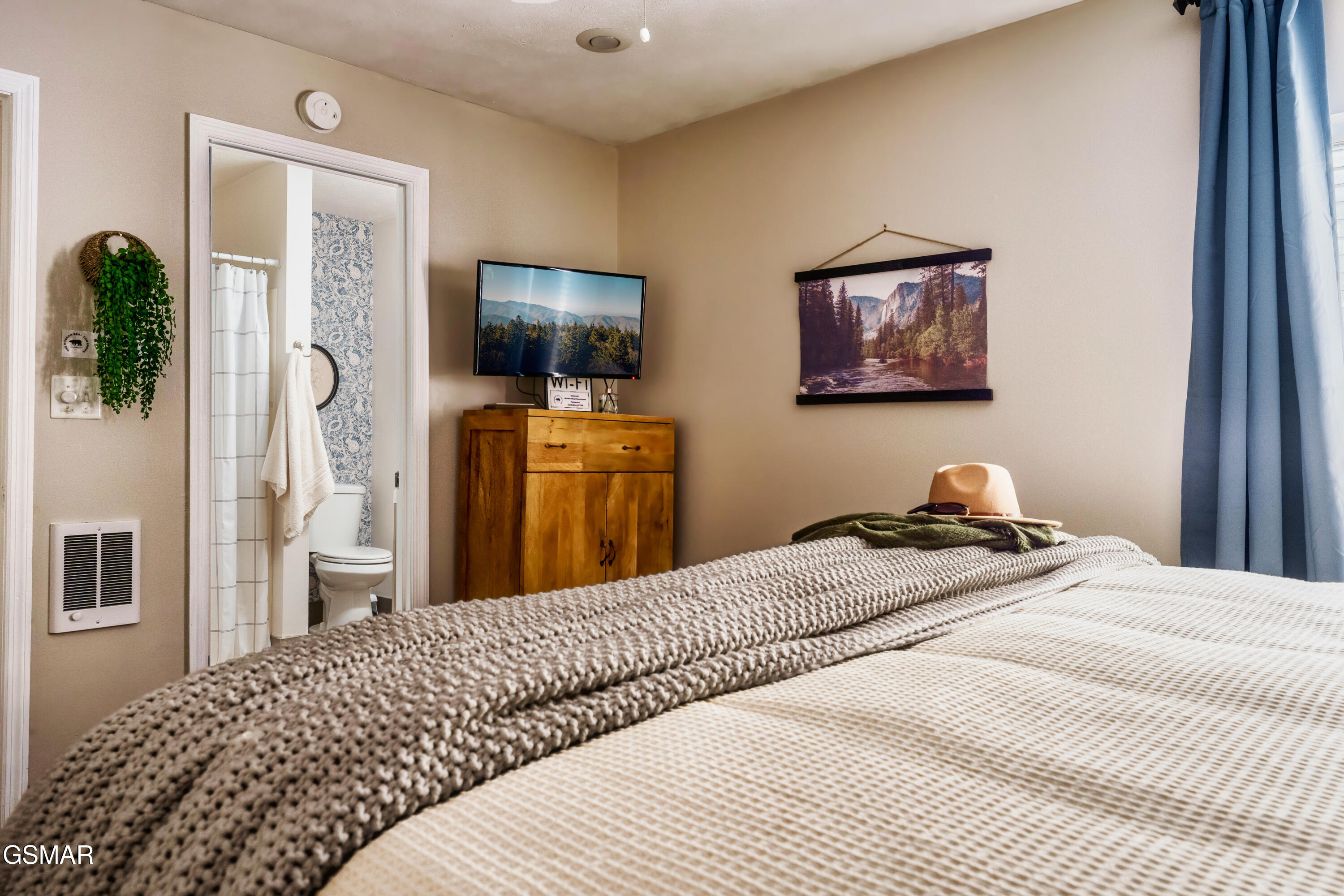 403 Baskins Creek Rd. Unit: 203