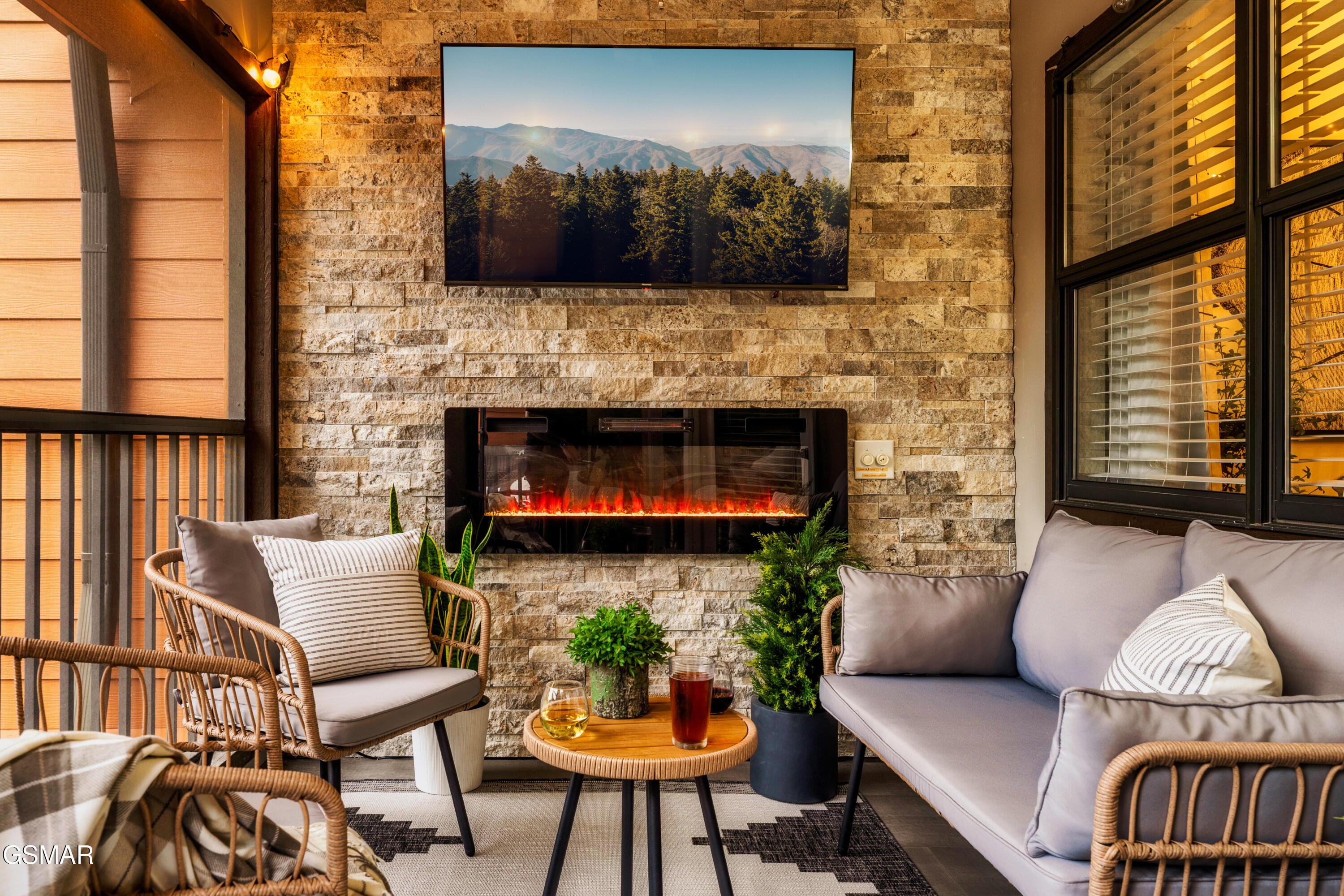 403 Baskins Creek Rd. Unit: 203