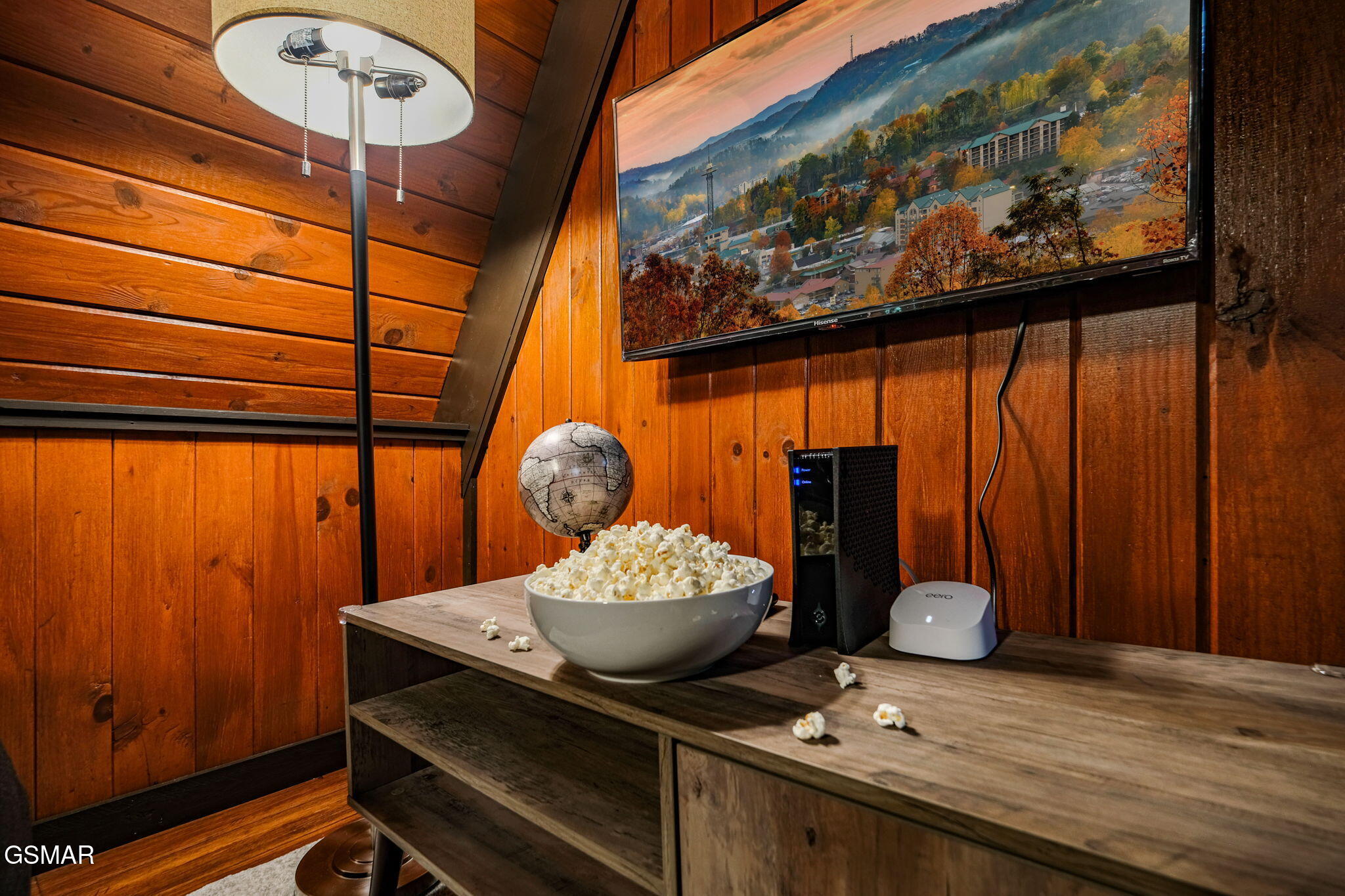 1121 Ski Mountain Road Road