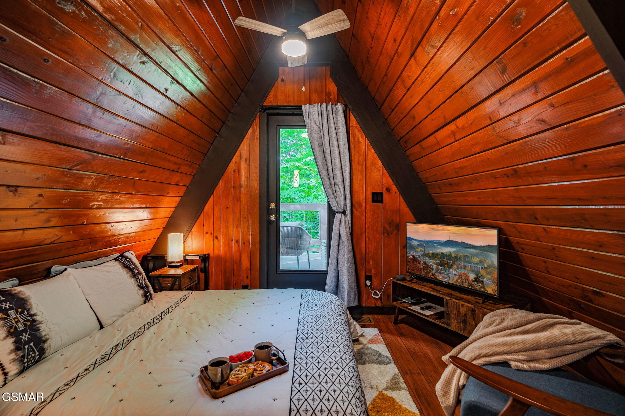 1121 Ski Mountain Road Road