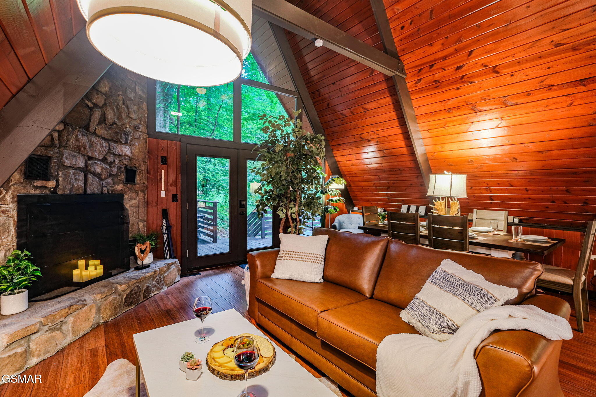 1121 Ski Mountain Road Road
