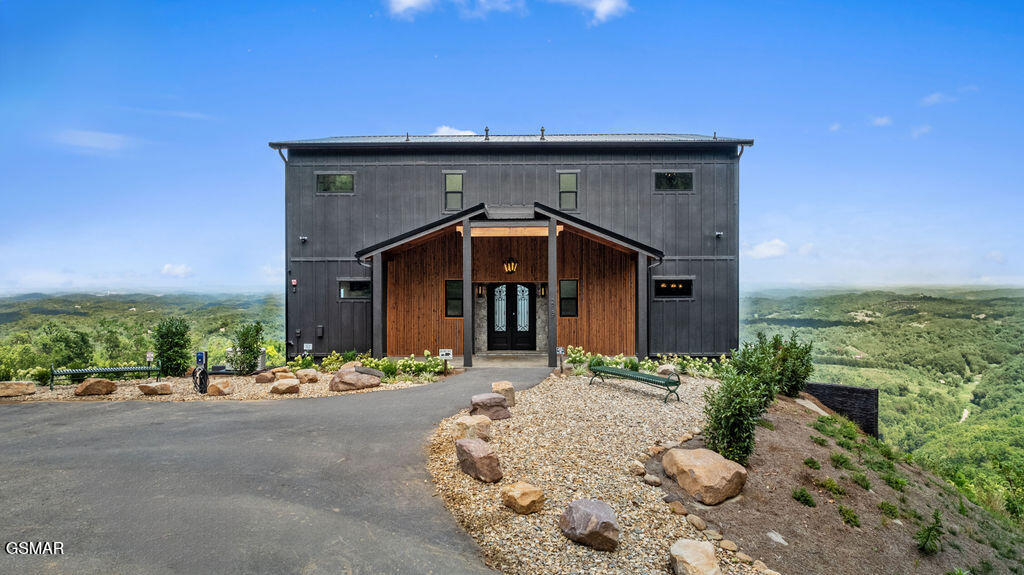 2151 Seagle Hollow Road Road