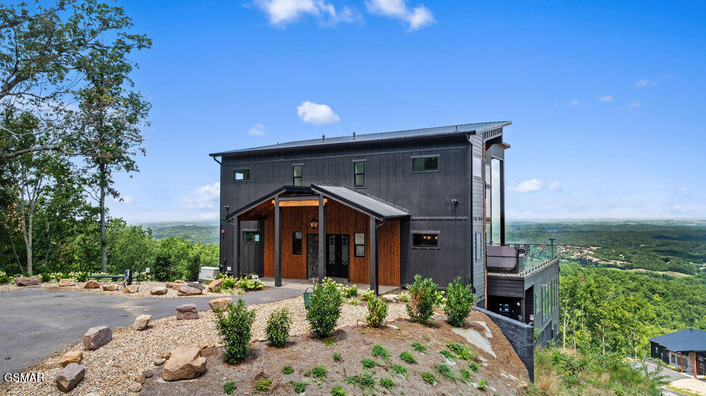 2151 Seagle Hollow Road Road
