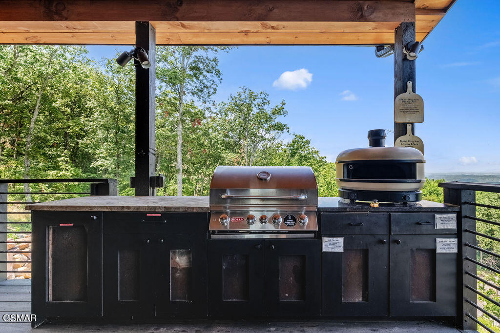 2151 Seagle Hollow Road Road